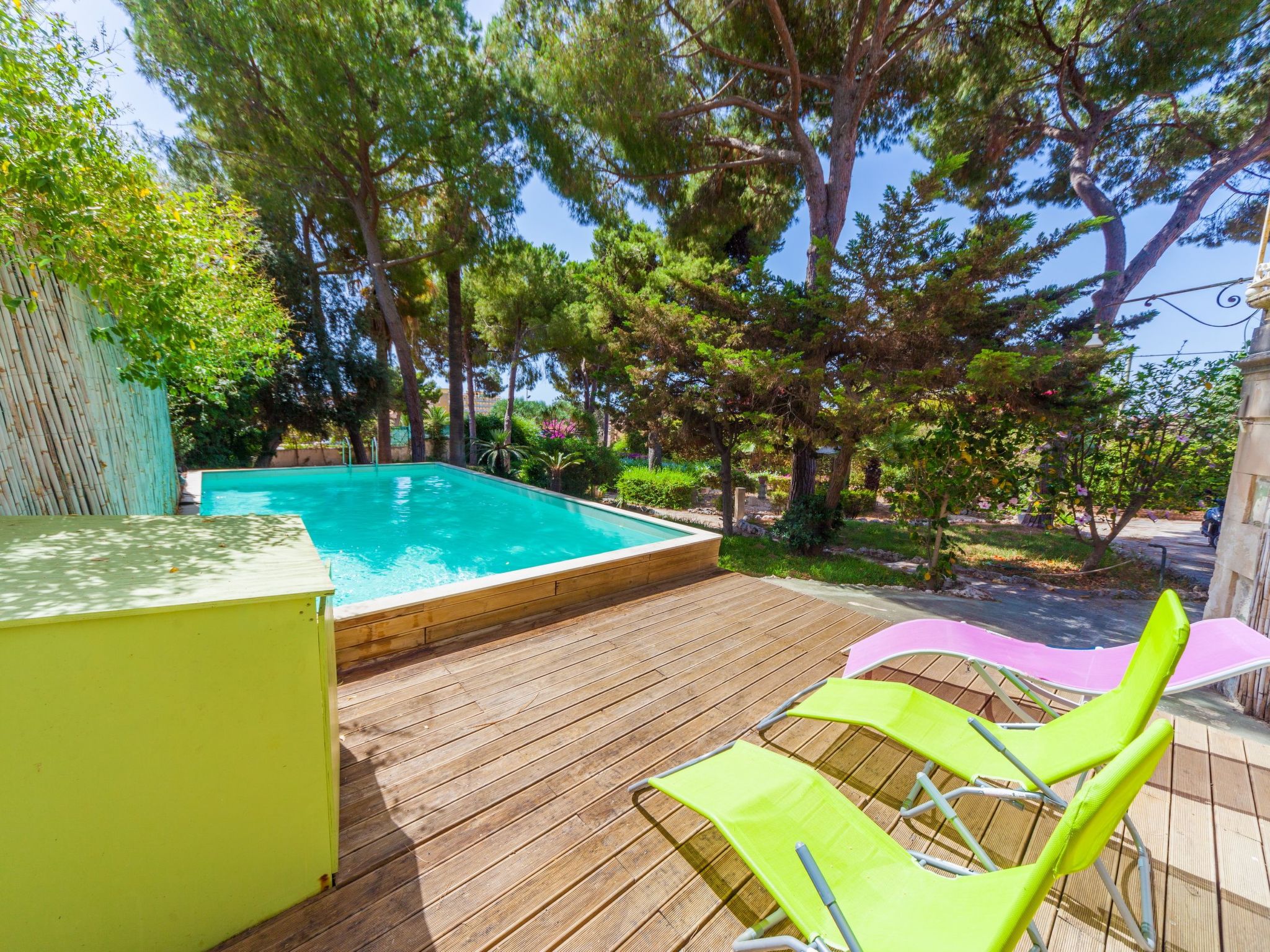 Für 4 Personen und 1 Kind in Syrakus, Sizilien (Ostküste von Sizilien)-Image-tags.info