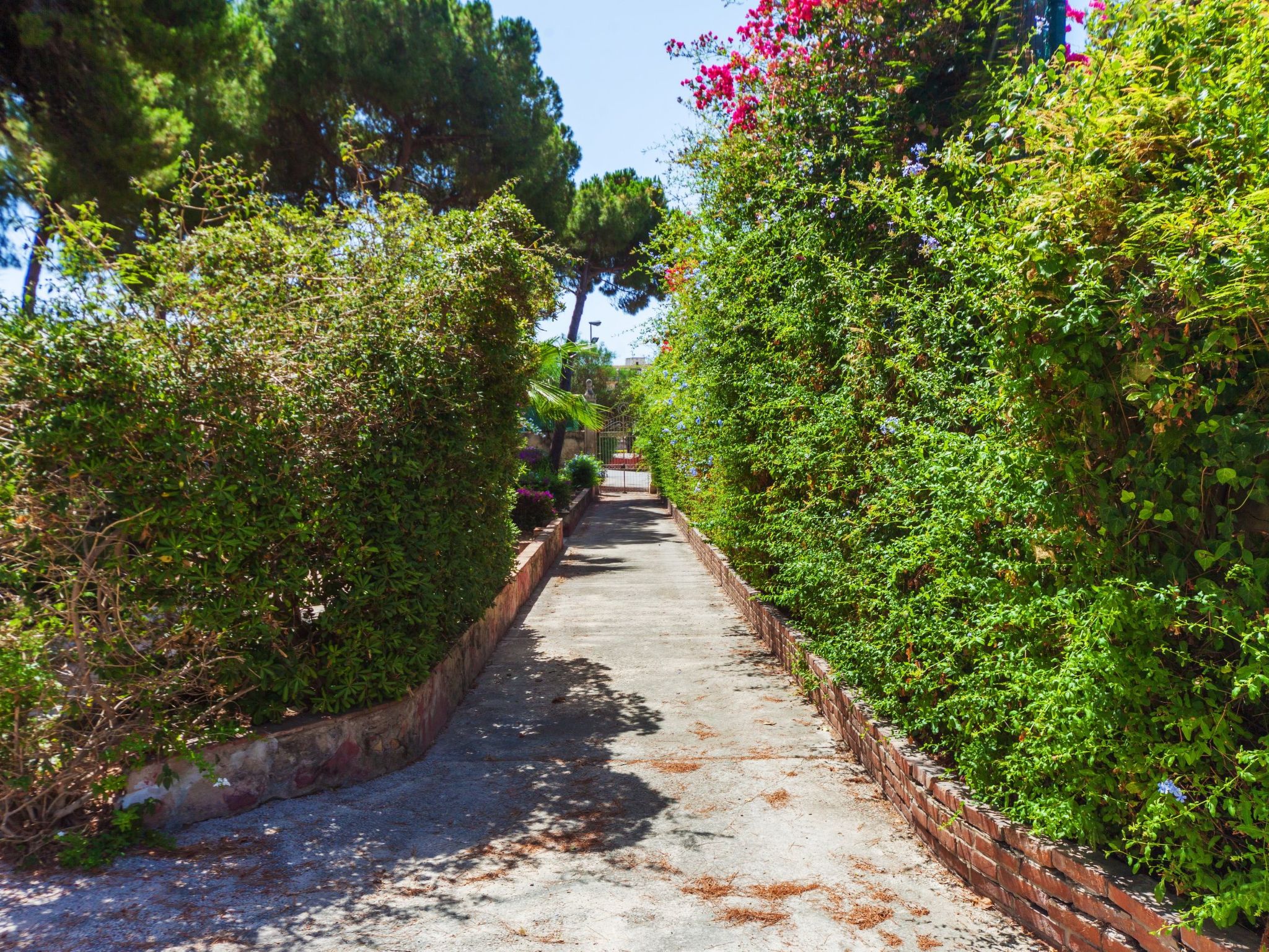 Für 4 Personen und 1 Kind in Syrakus, Sizilien (Ostküste von Sizilien)-Image-tags.info