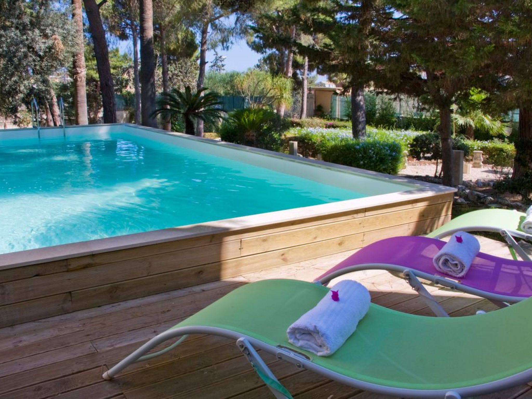 Für 4 Personen und 1 Kind in Syrakus, Sizilien (Ostküste von Sizilien)-Image-tags.info