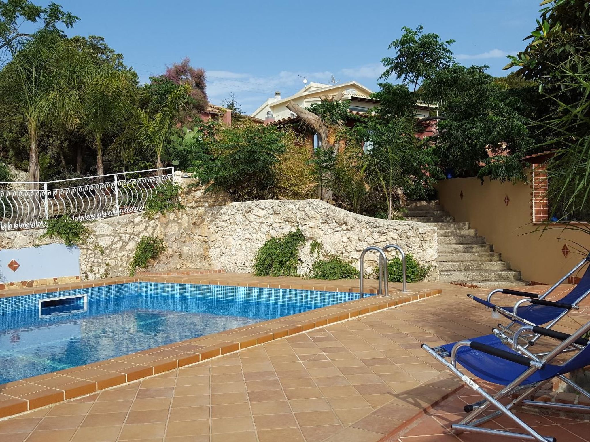 SUPERIOR-WOHNUNG MIT POOL IN SYRAKUS - Draußen