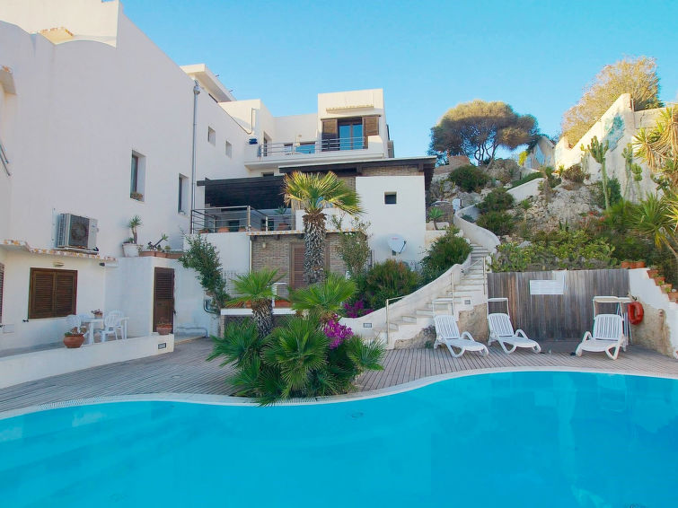 4-persoons appartement met zeezicht direct aan het strand in Siracusa · 4 pers. in Siracusa