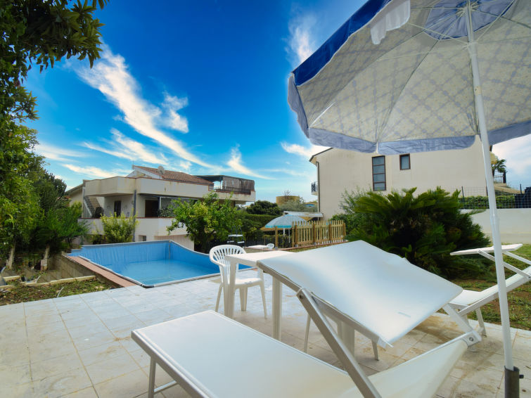 Search and Stay destination Fontane Bianche, Sicilia - Italy from AU$ 484. La Grande Musa