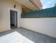 Villa Nisa: Sfeervol Appartement met Panoramisch Zeezicht in Siracusa - thumbnail 3