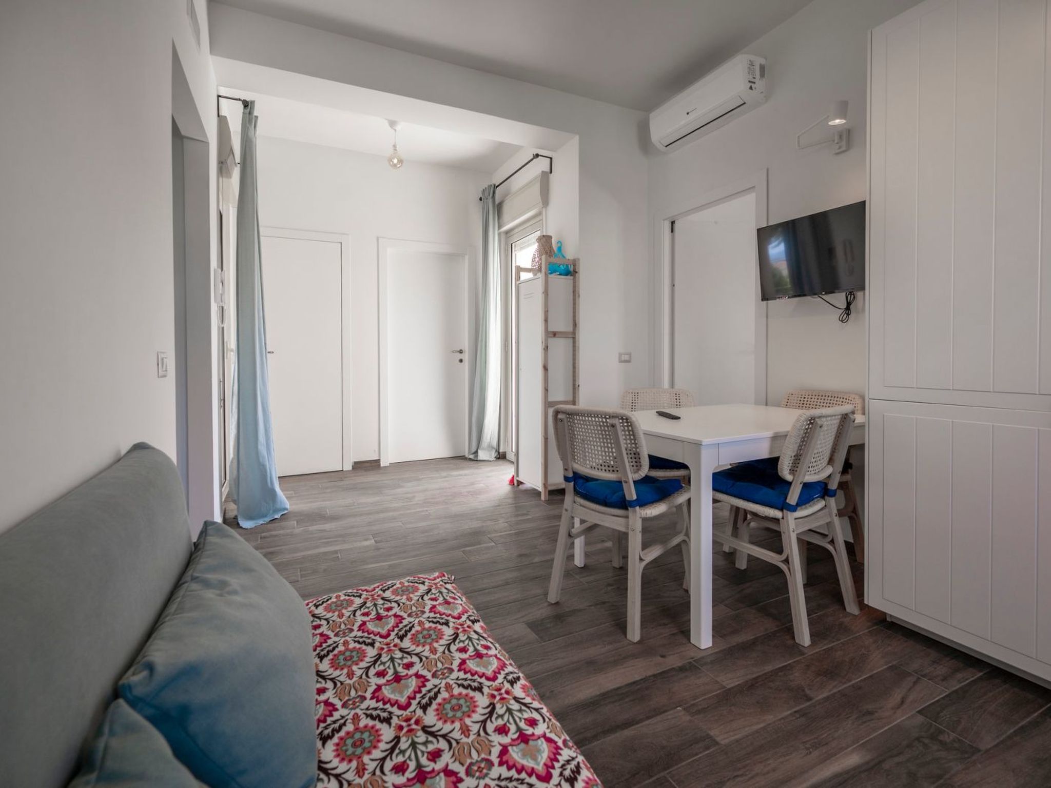 Villa Nisa: Sfeervol Appartement met Panoramisch Zeezicht in Siracusa - foto 39