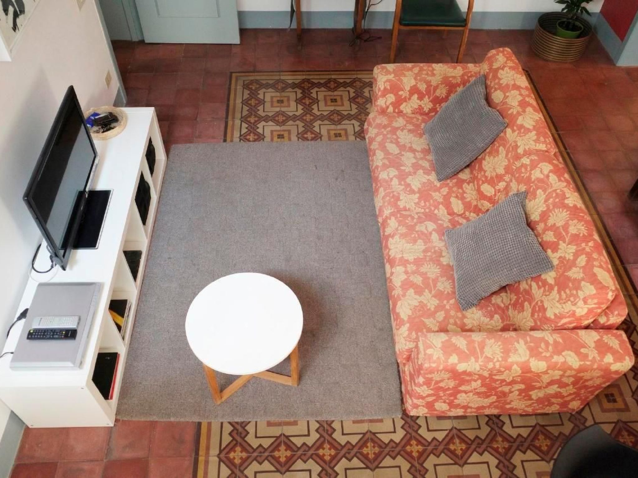 Mit privater Terrasse-Binnen