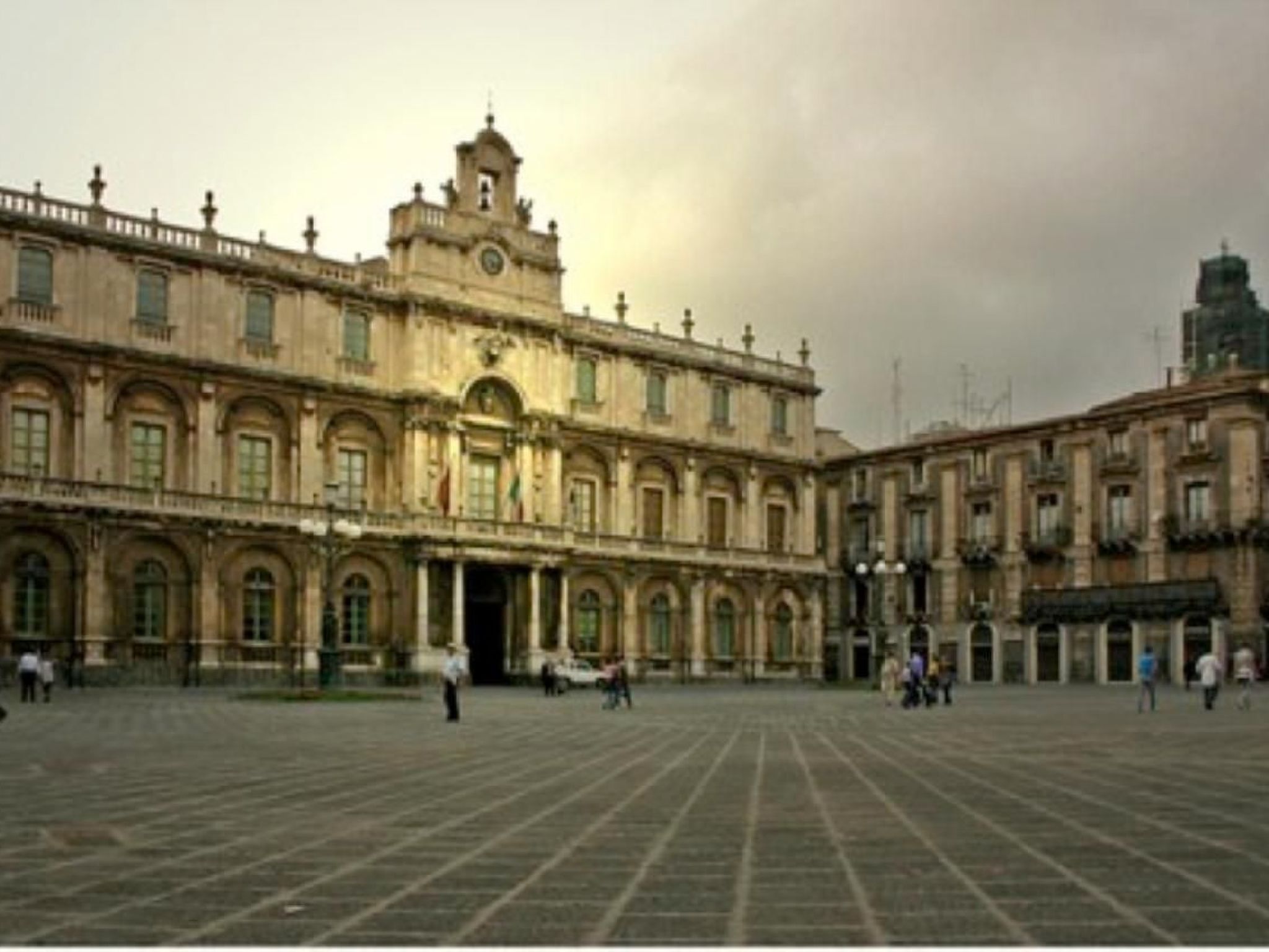 Mit privater Terrasse-Binnen