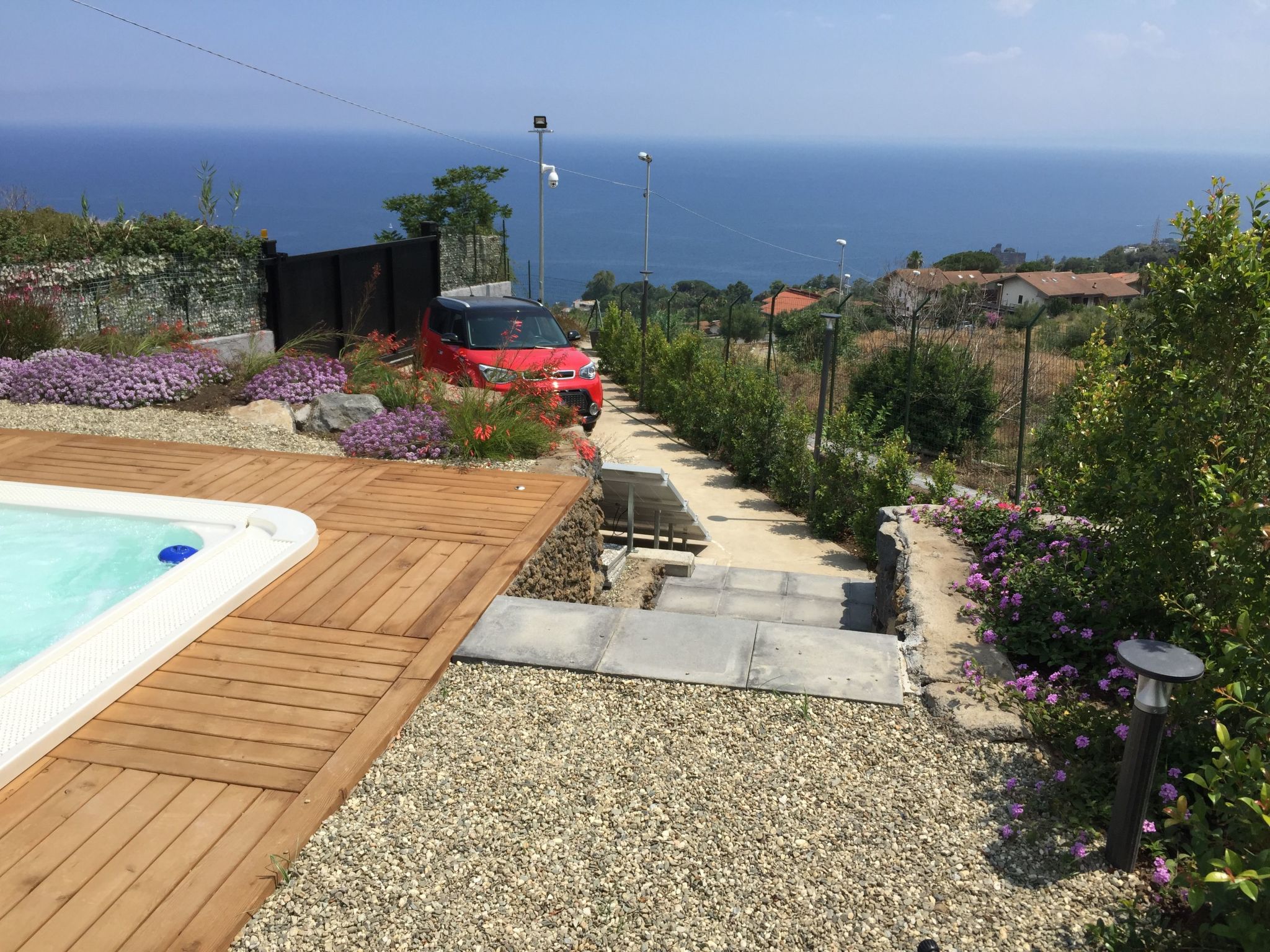 Zyklopenhaus. Erstaunliche Aussicht und privates Mini-Spa-Binnen