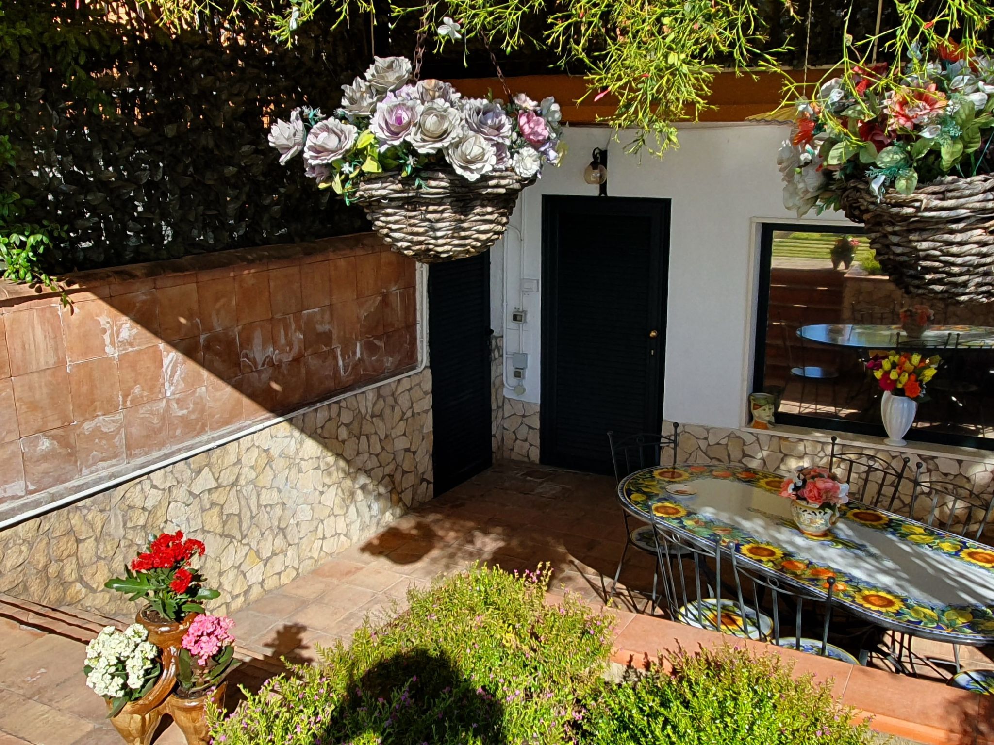 Zyklopenhaus. Erstaunliche Aussicht und privates Mini-Spa-Binnen