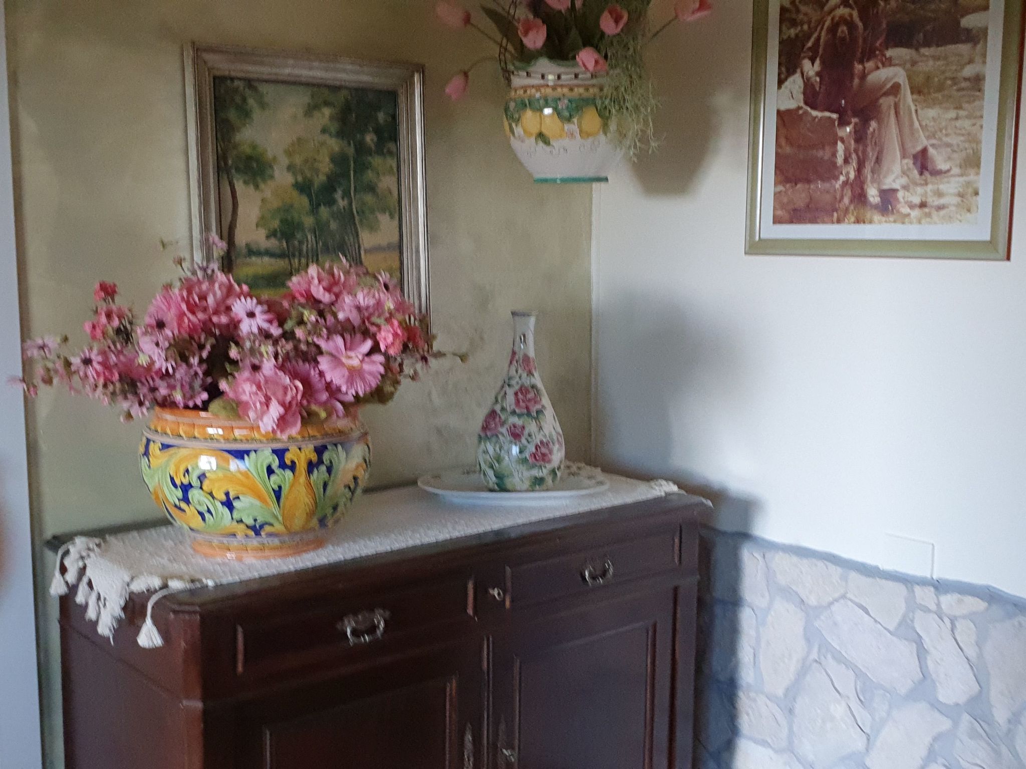 Zyklopenhaus. Erstaunliche Aussicht und privates Mini-Spa-Binnen