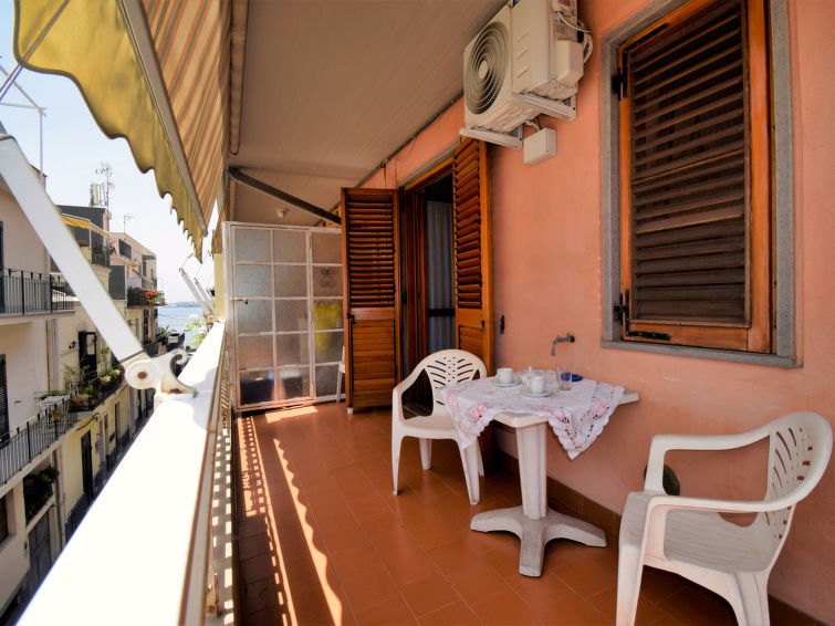 Search and Stay destination Aci Castello, Sicilia - Italy from AU$ 96. Gondar Studio