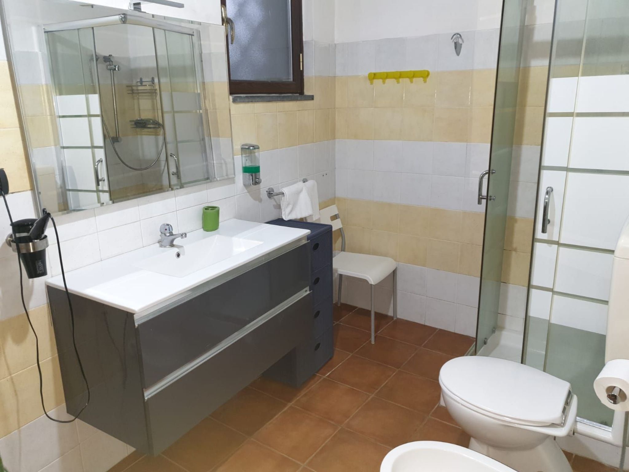 DER RUSTIKALE POZZILLO-Binnen