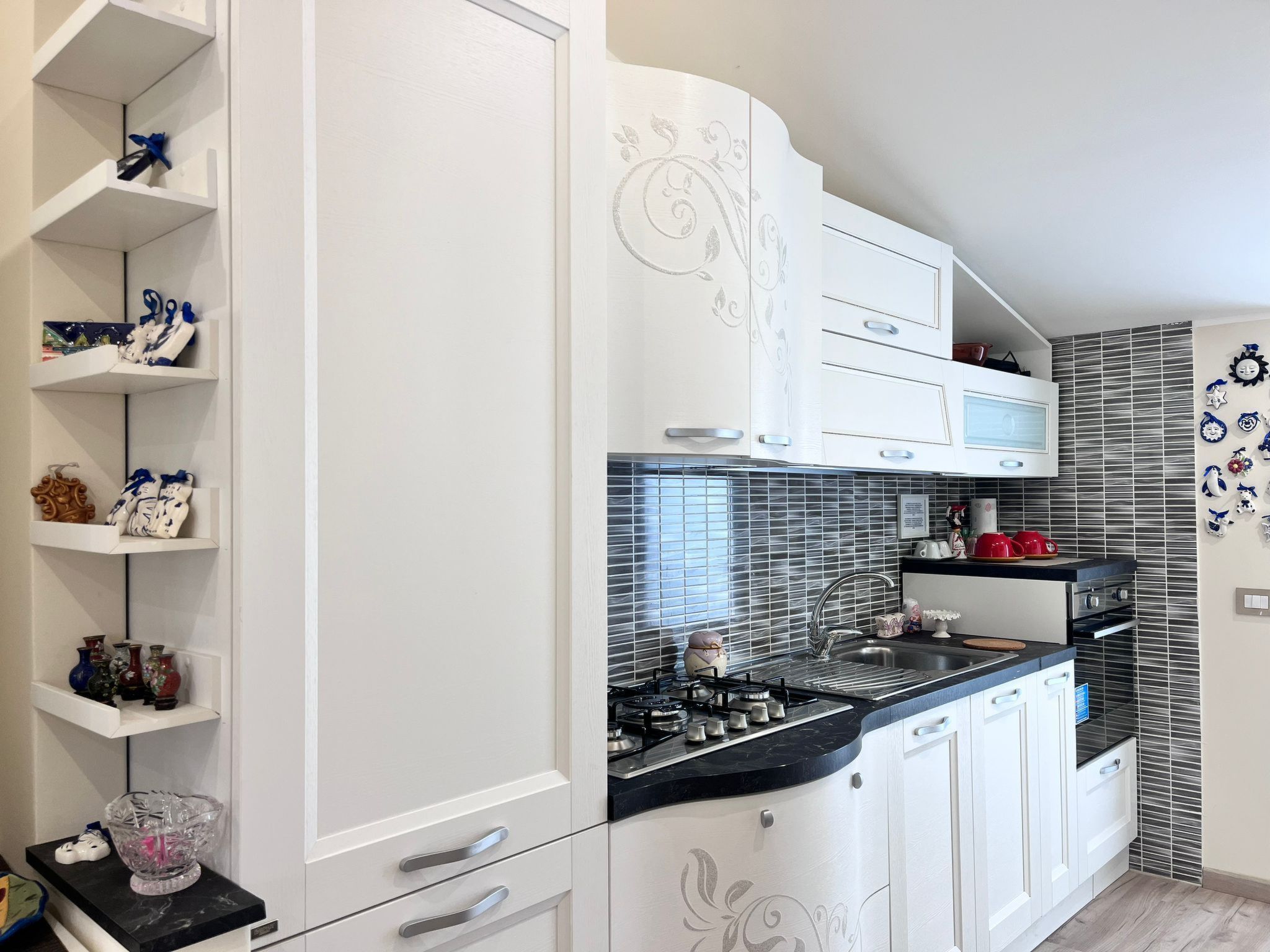 Rsm-Wohnung mit Gemeinschaftspool-Binnen