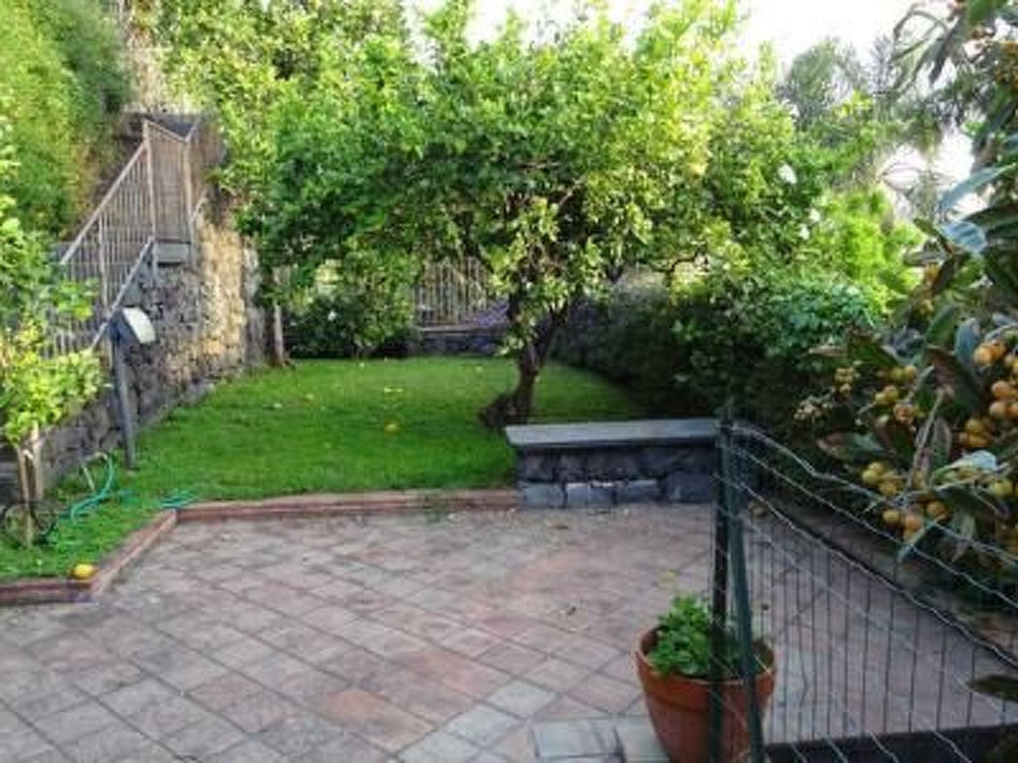 Villa mit Wasserblick-Buiten