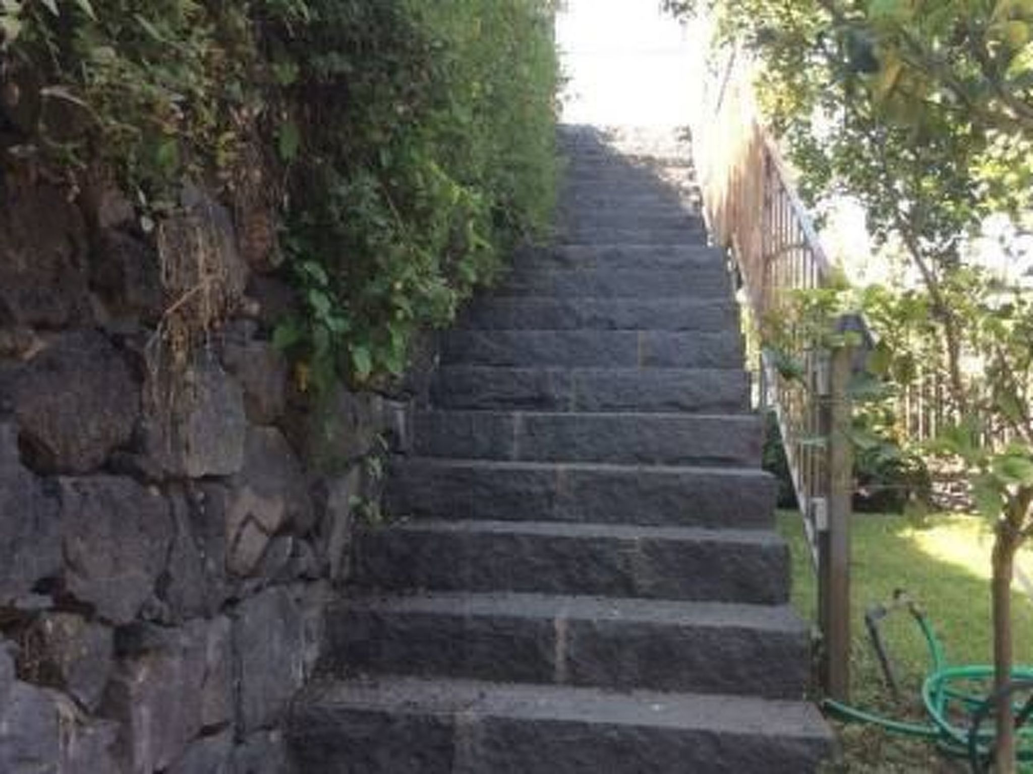 Villa mit Wasserblick-Buiten