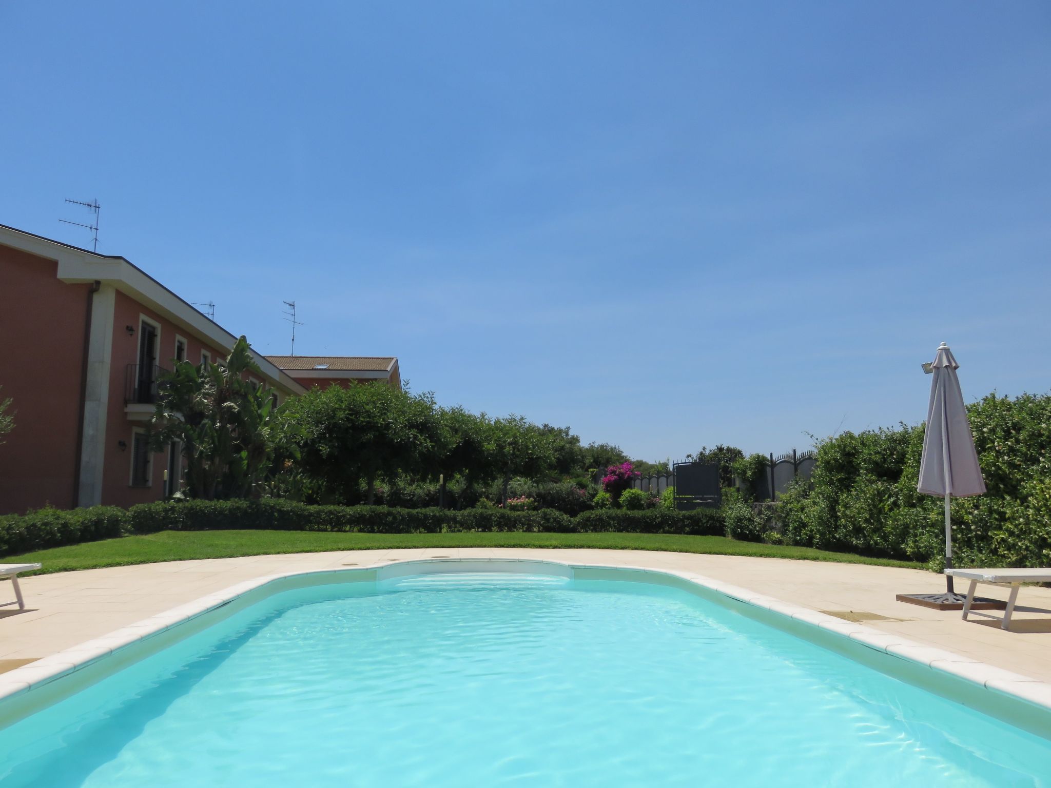 Einzimmerwohnung mit Terrasse-Inside