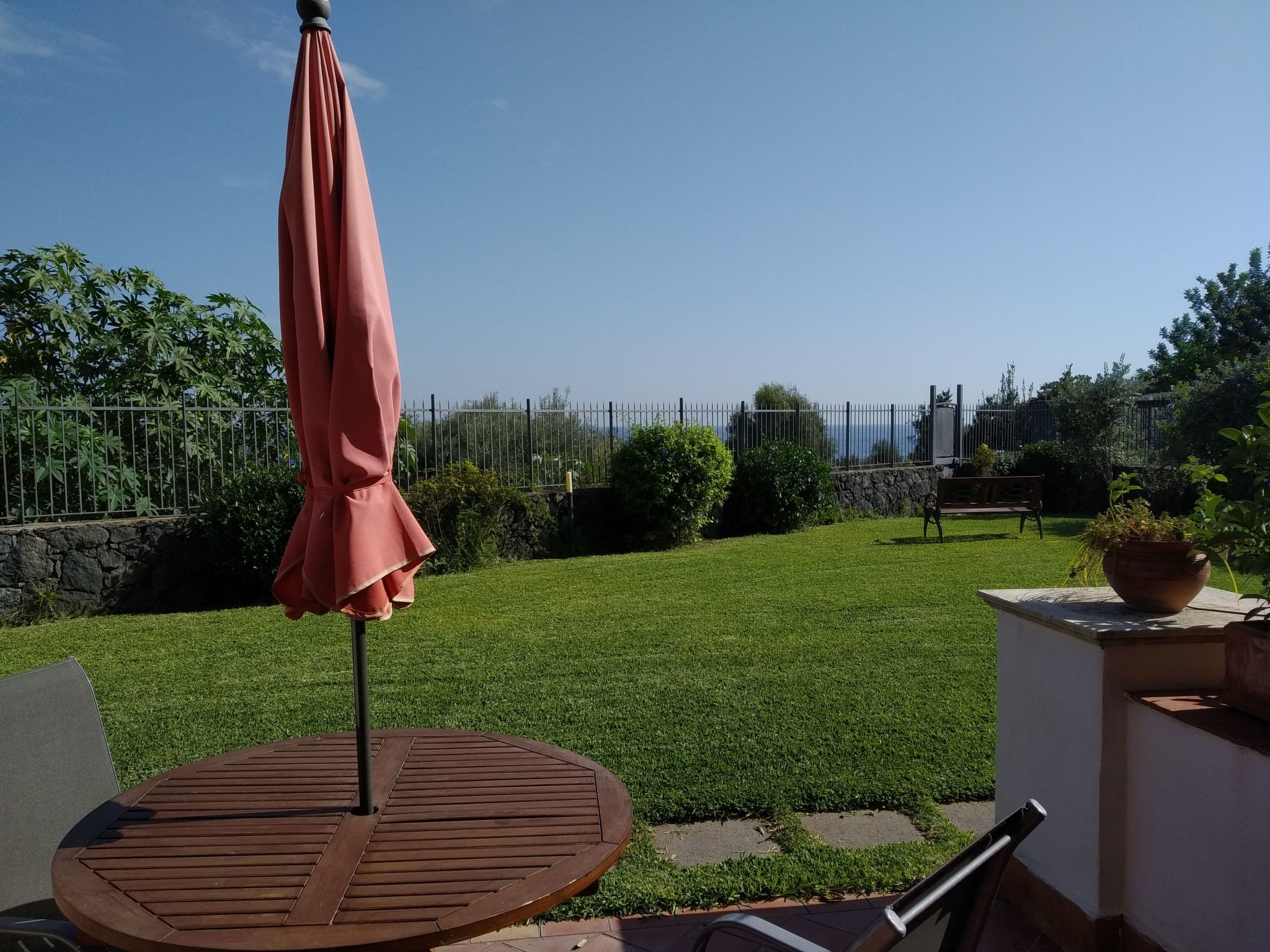 Zweizimmerwohnung 1 mit Terrasse, Gemeinschaftspool-Binnen