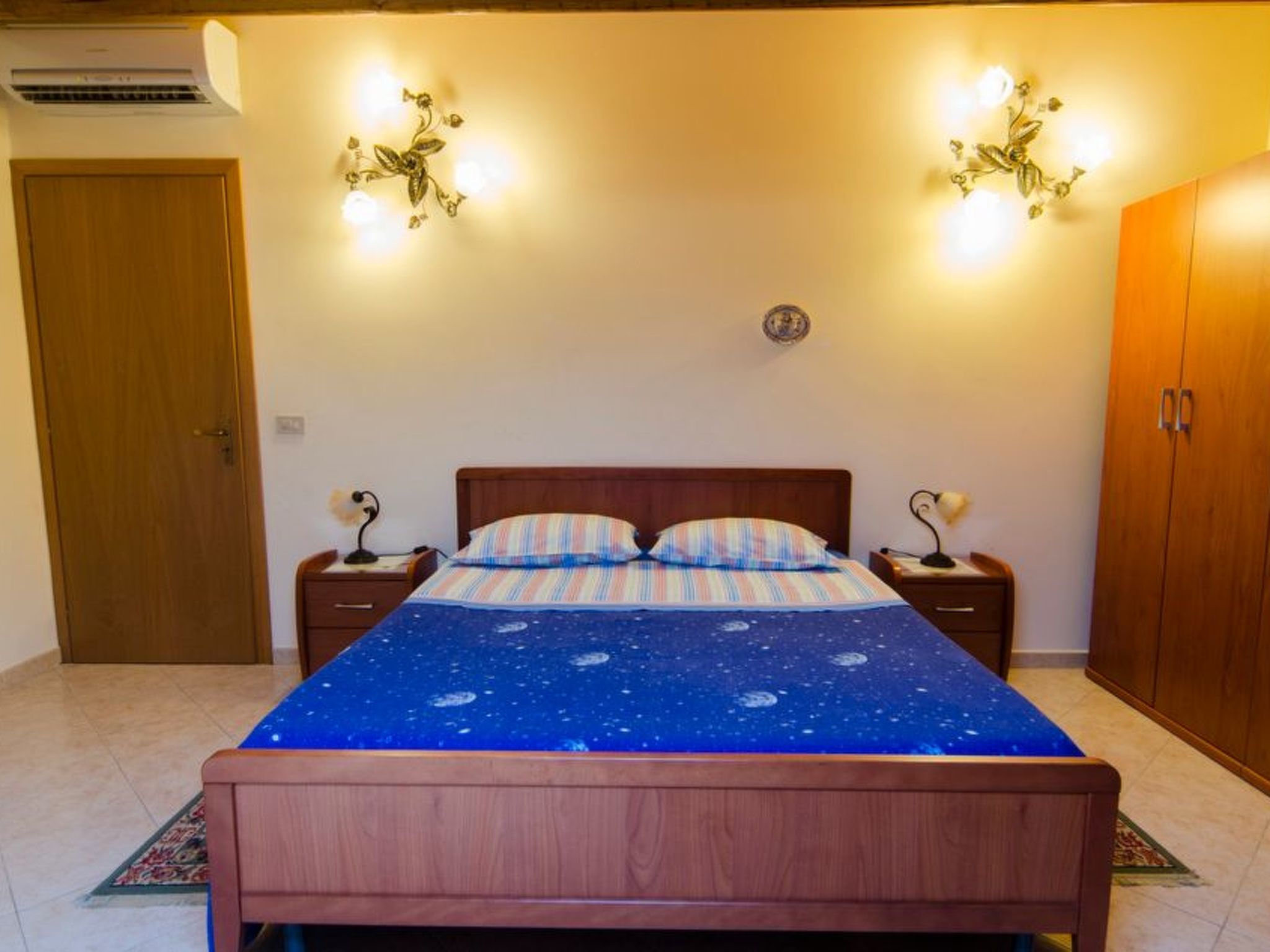 'Montagna' mit Terrasse-Image-tags.info