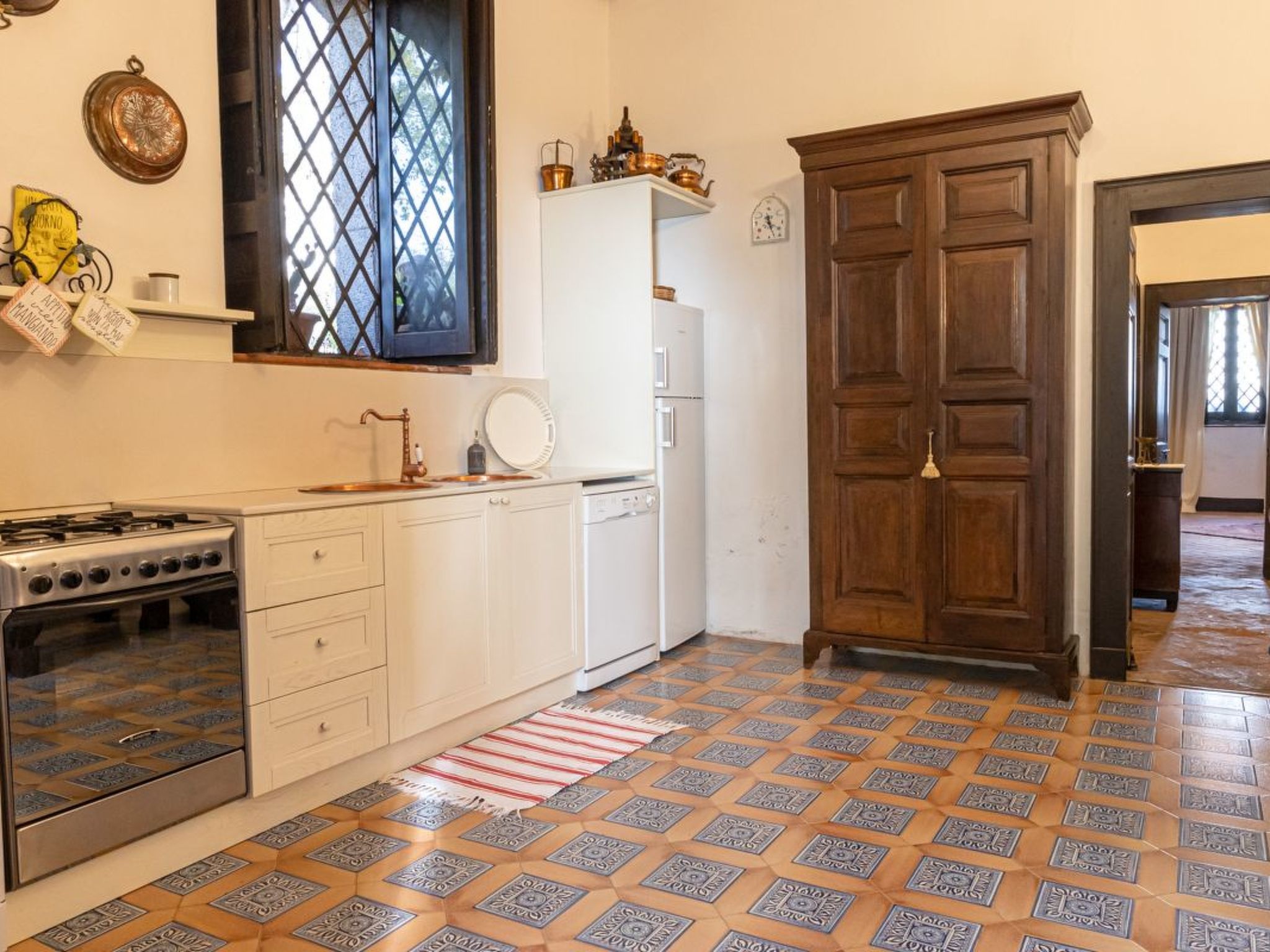 Mit Pool Infinity-Binnen