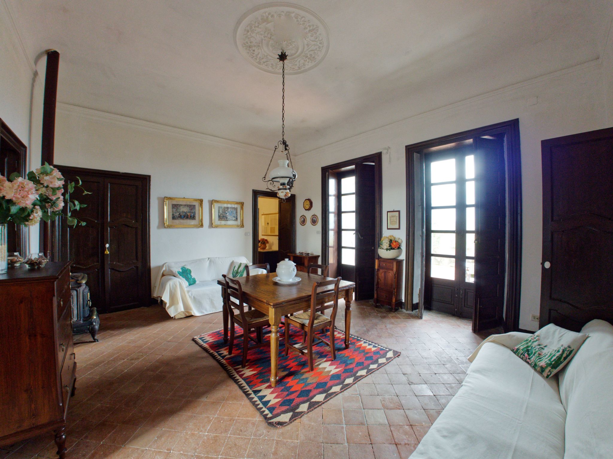 Mit Pool Infinity-Binnen