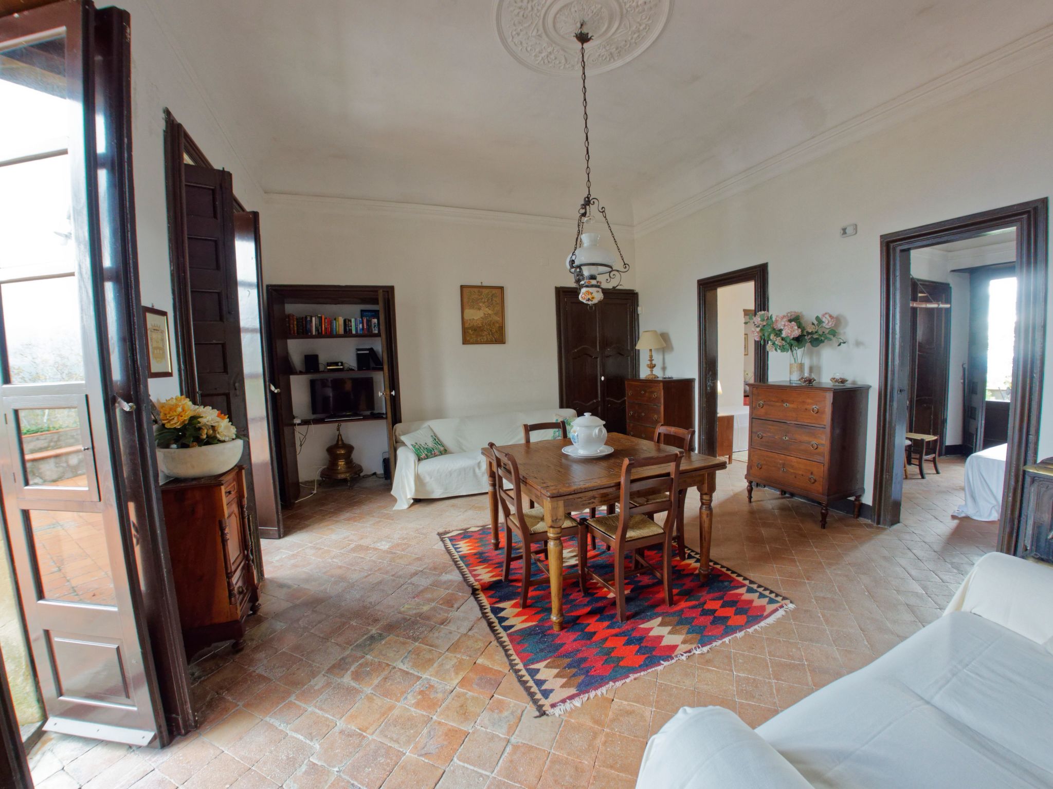 Mit Pool Infinity-Binnen