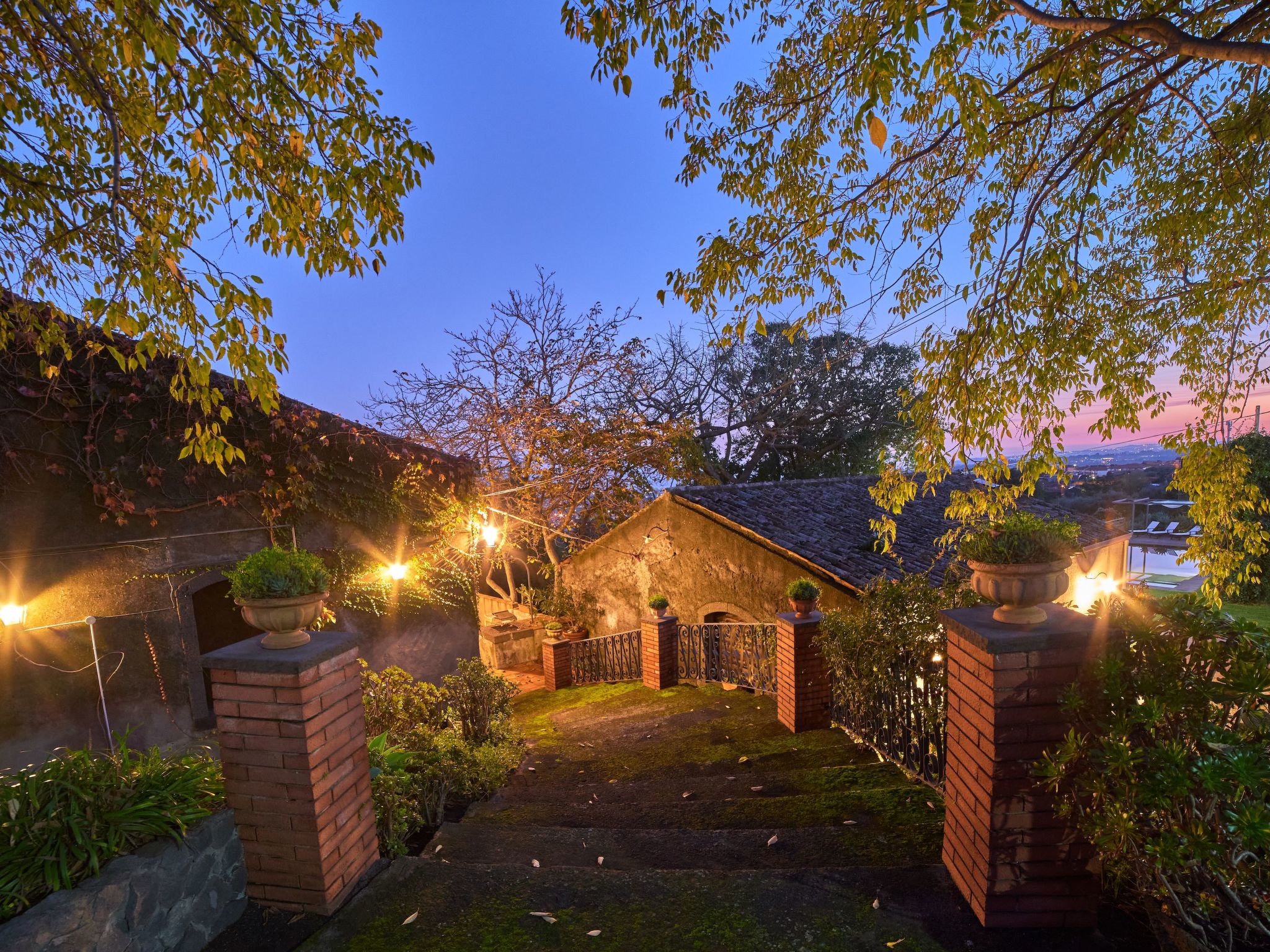 Mit Pool Infinity-Binnen