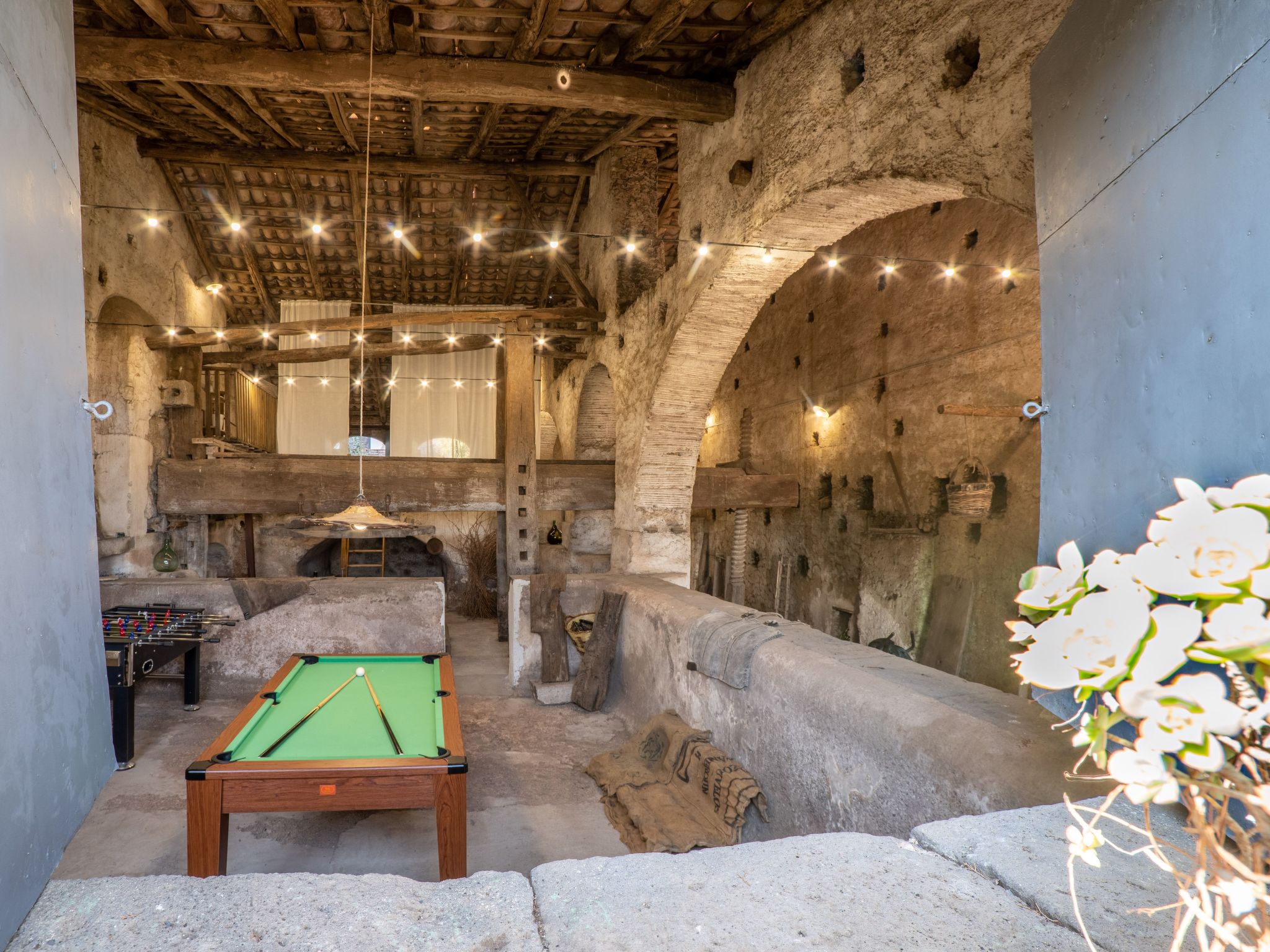 Mit Pool Infinity-Binnen