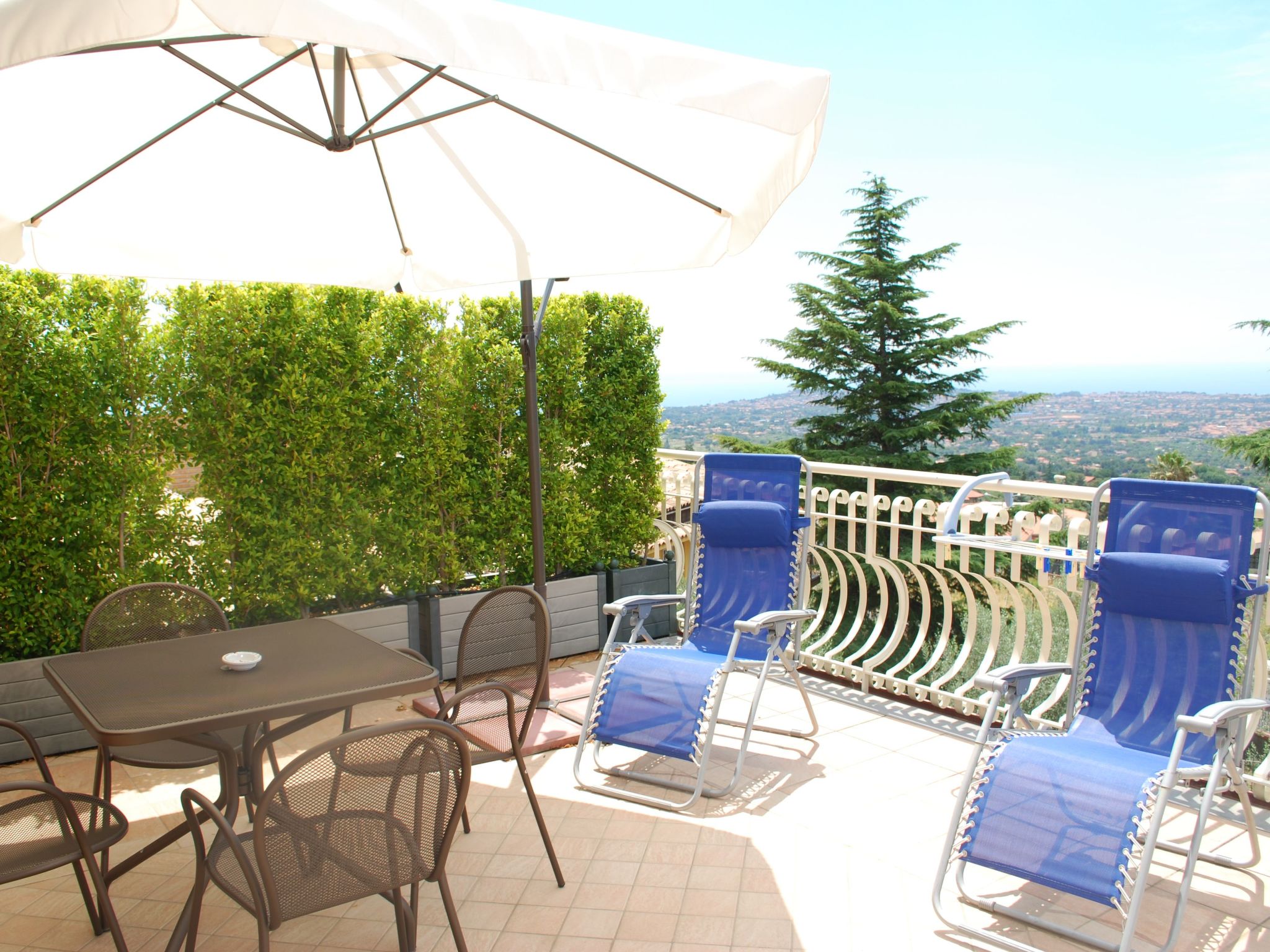 Wohnung in Trecastagni mit Terrasse