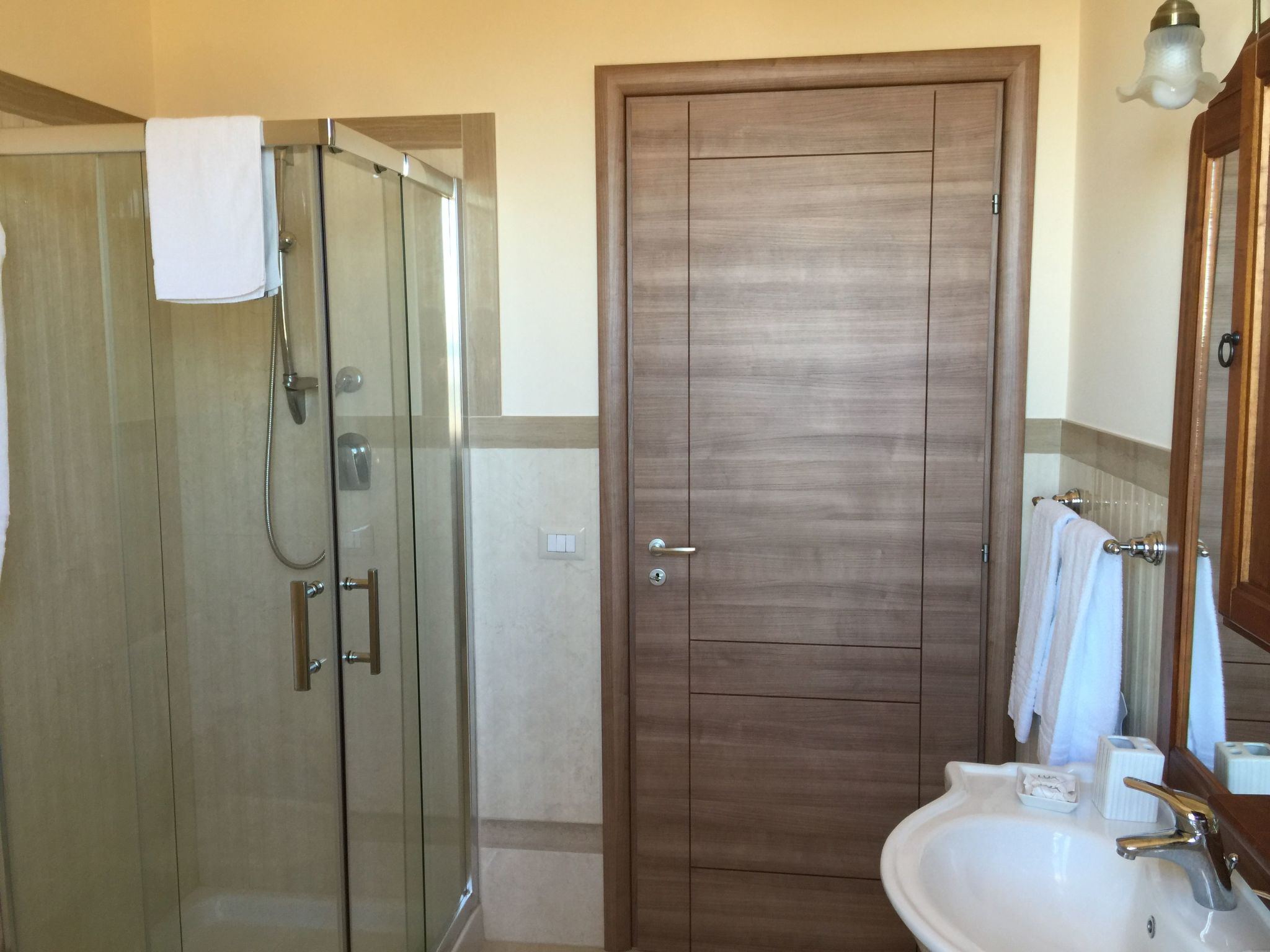 Wohnung in Trecastagni mit Terrasse-Image-tags.info