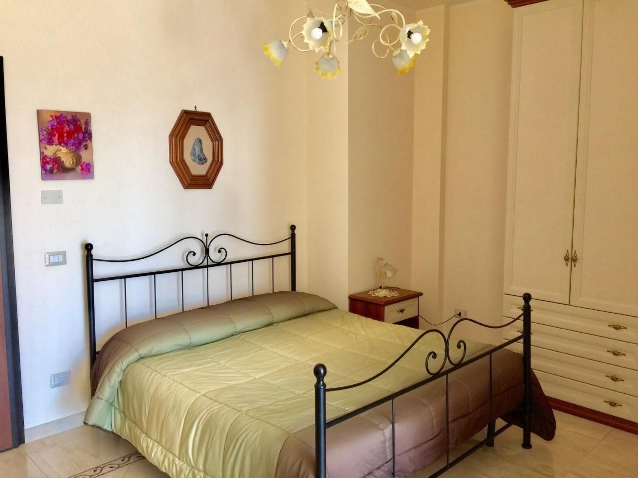 Einzimmerwohnung mit Wasserblick-Inside