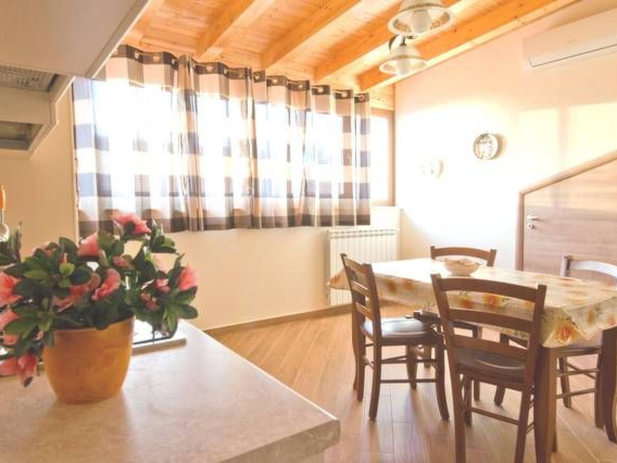 Wohnung in Trecastagni mit Terrasse-Drinnen