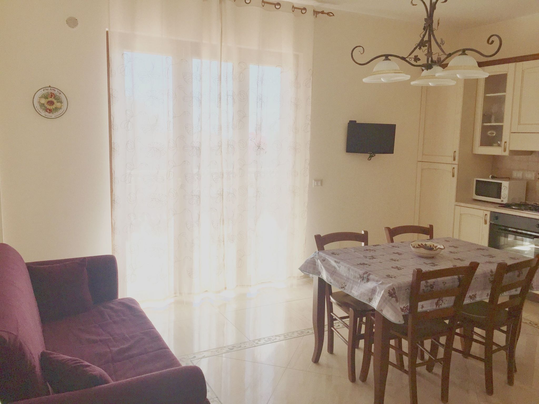 Wohnung in Trecastagni mit Terrasse-Drinnen