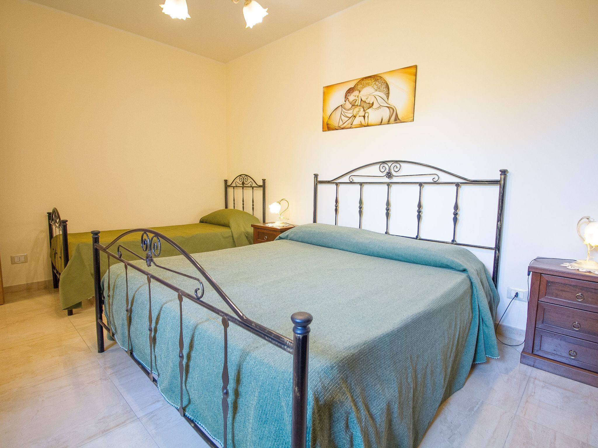 'Etna Royal View-Inside