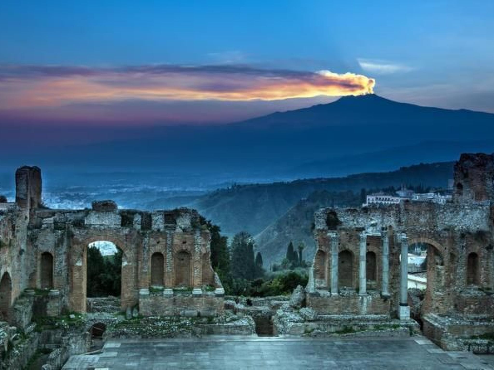 'Etna Royal View-Inside