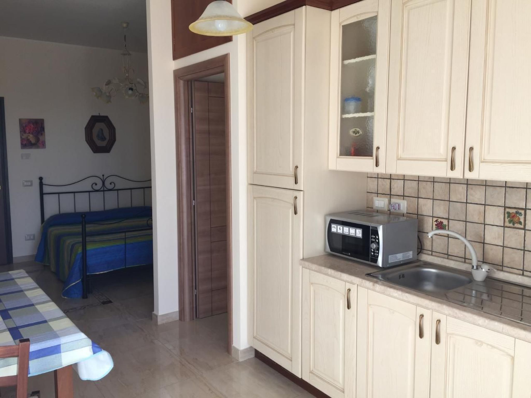 Einzimmerwohnung mit Wasserblick-Inside