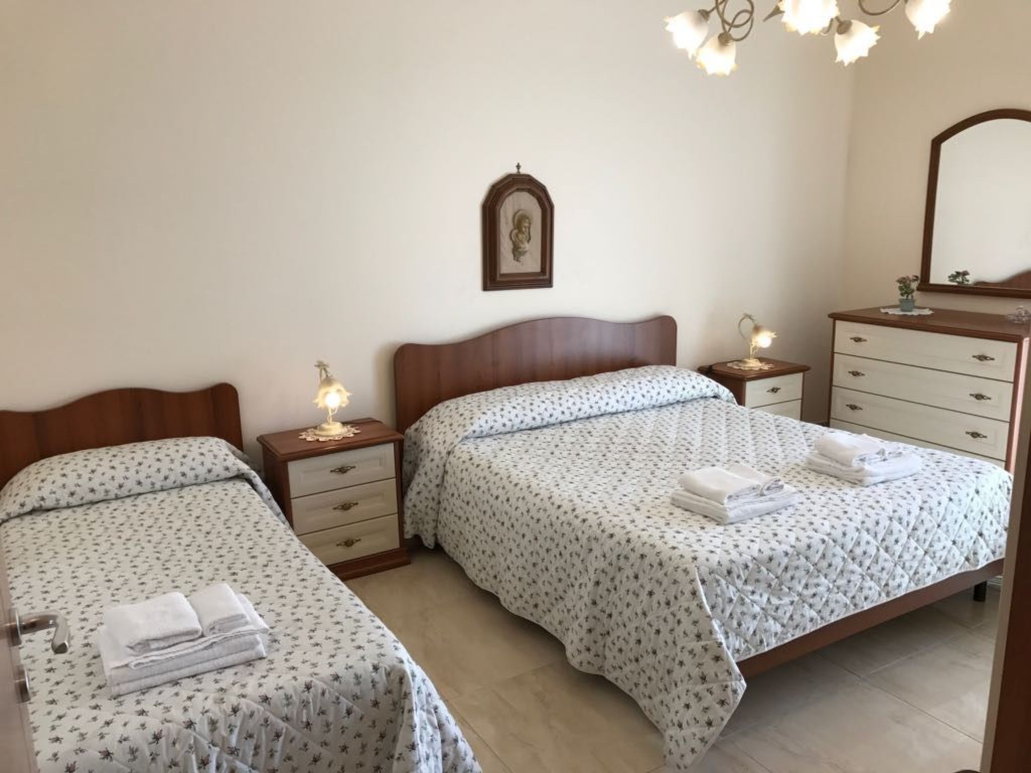 Wohnung in Trecastagni mit Terrasse-Drinnen