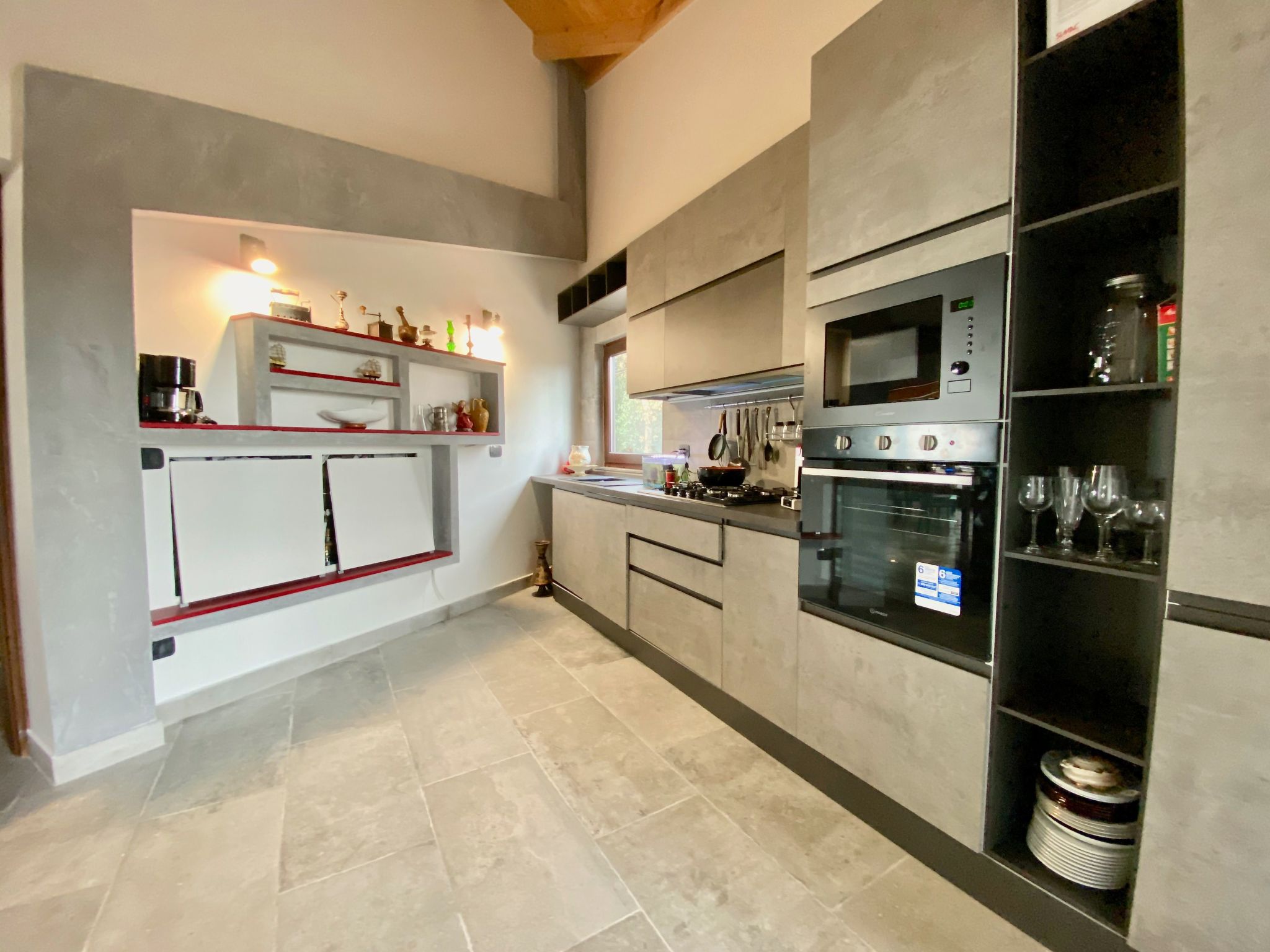 Ferienvilla mit privatem Pool-Binnen