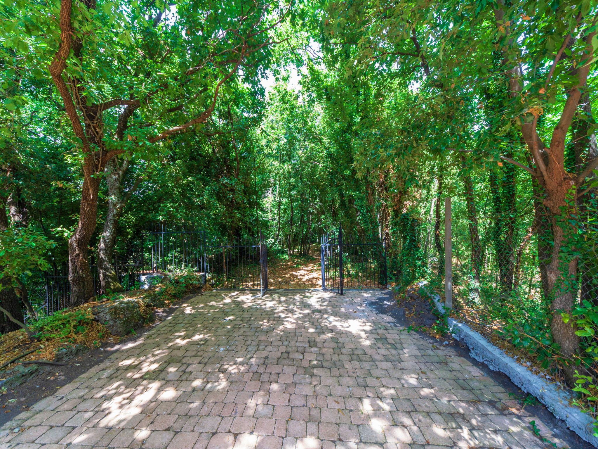 Ferienvilla mit privatem Pool-Binnen