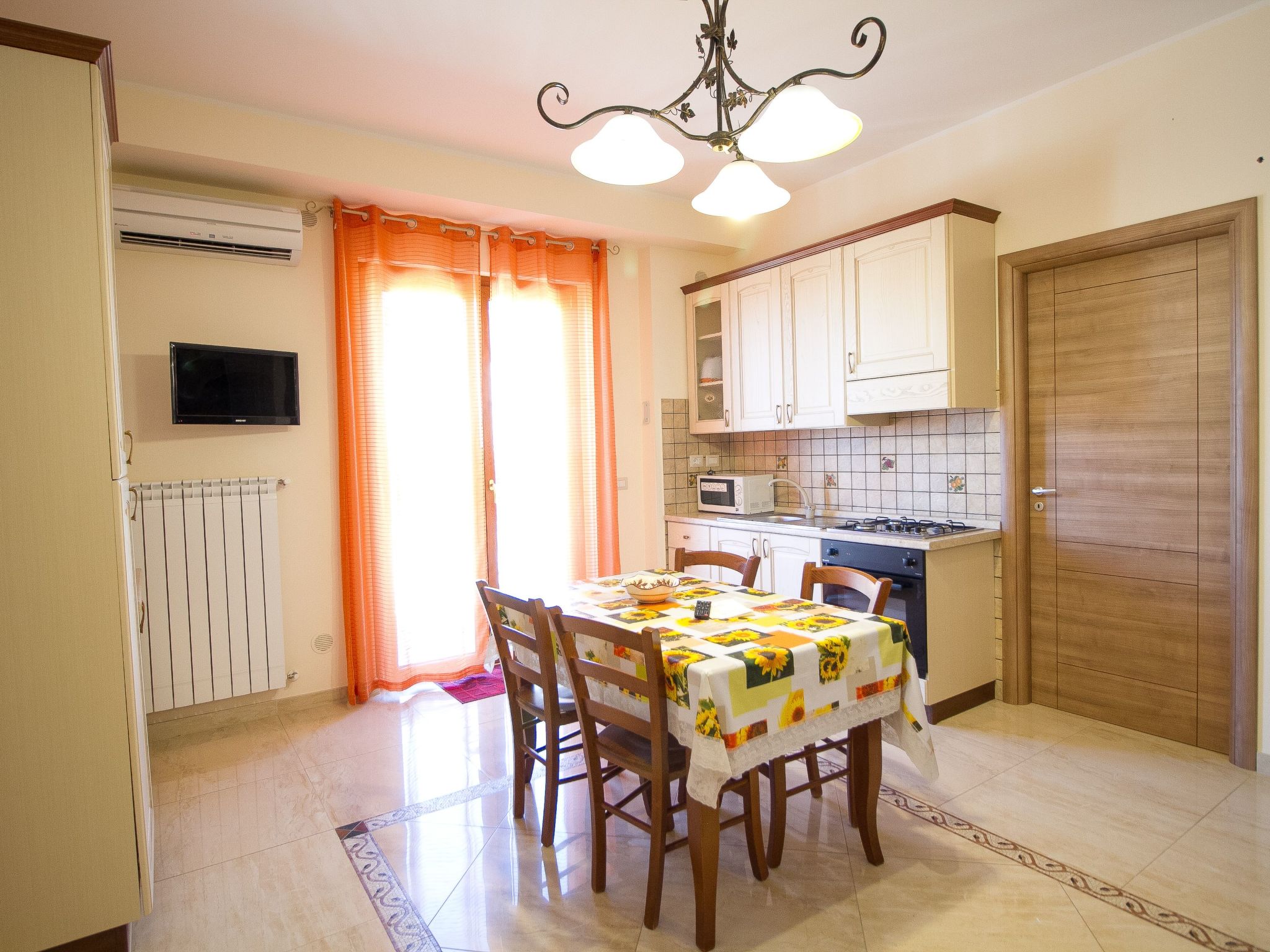 Appartement in Trecastagni mit Terrasse-Binnen