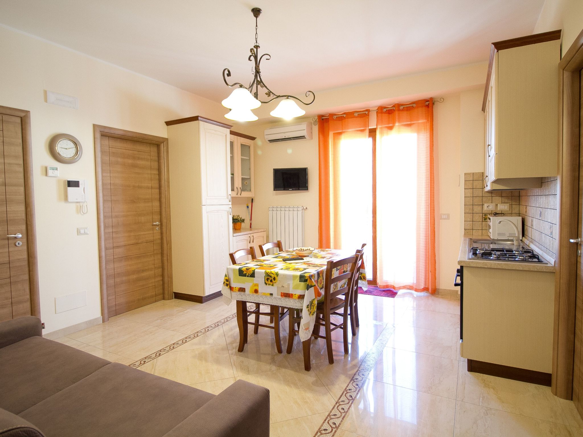 Appartement in Trecastagni mit Terrasse-Binnen