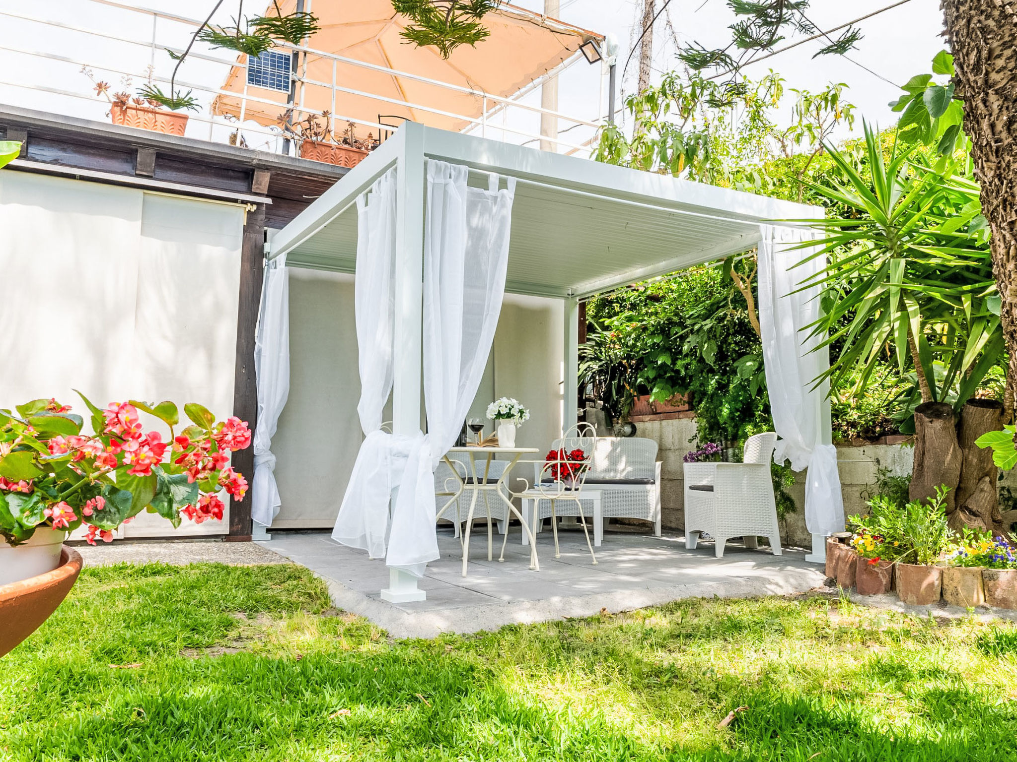 Feiertageora - Graziella's Garten - Atelier - Outside