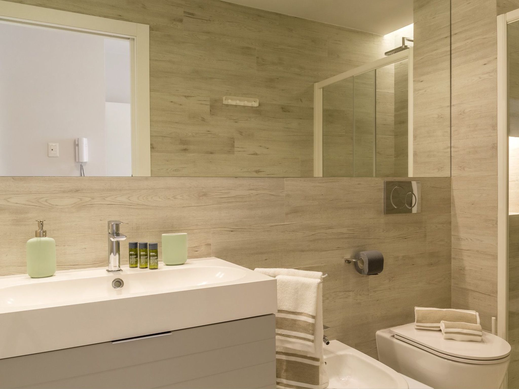 Les Suites Apartment 1-Inside