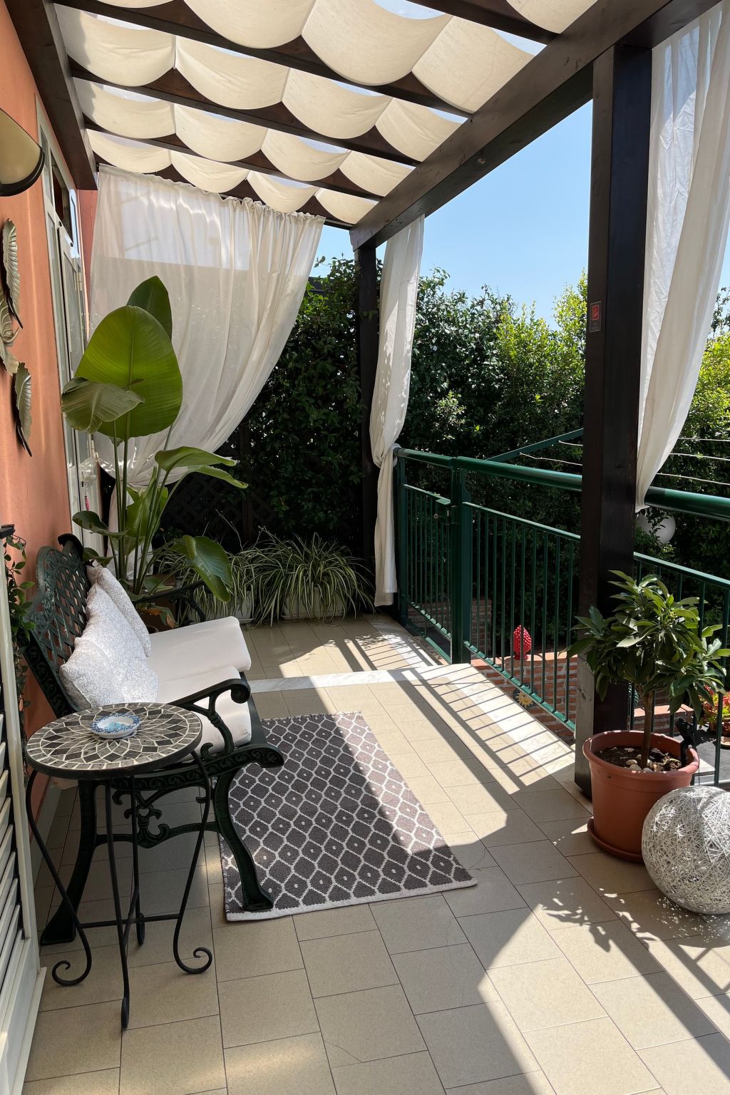 Euthalia zwischen Ätna und Taormina mit Pool und Jacuzzi - Buiten