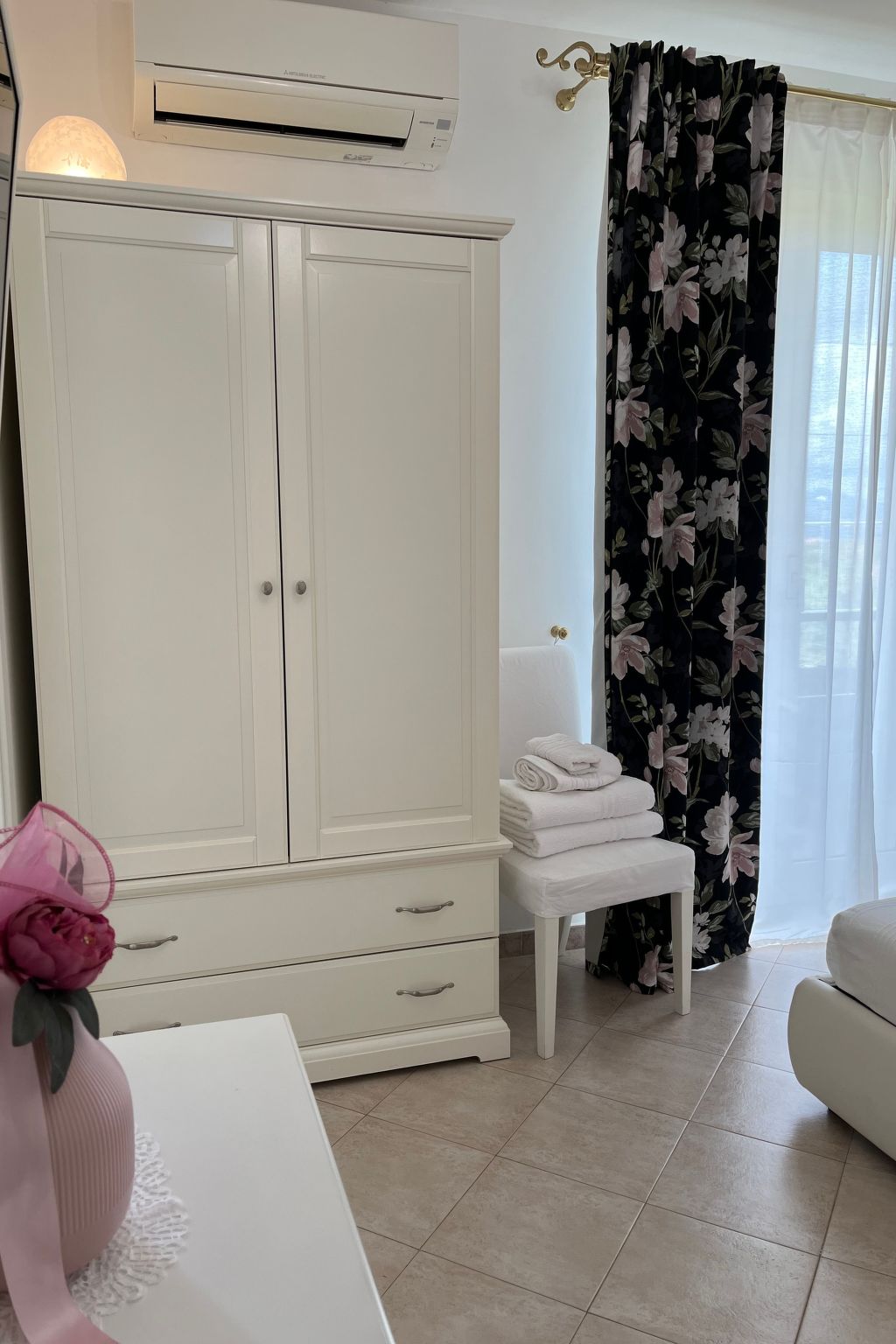 Euthalia zwischen Ätna und Taormina mit Pool und Jacuzzi - Binnen