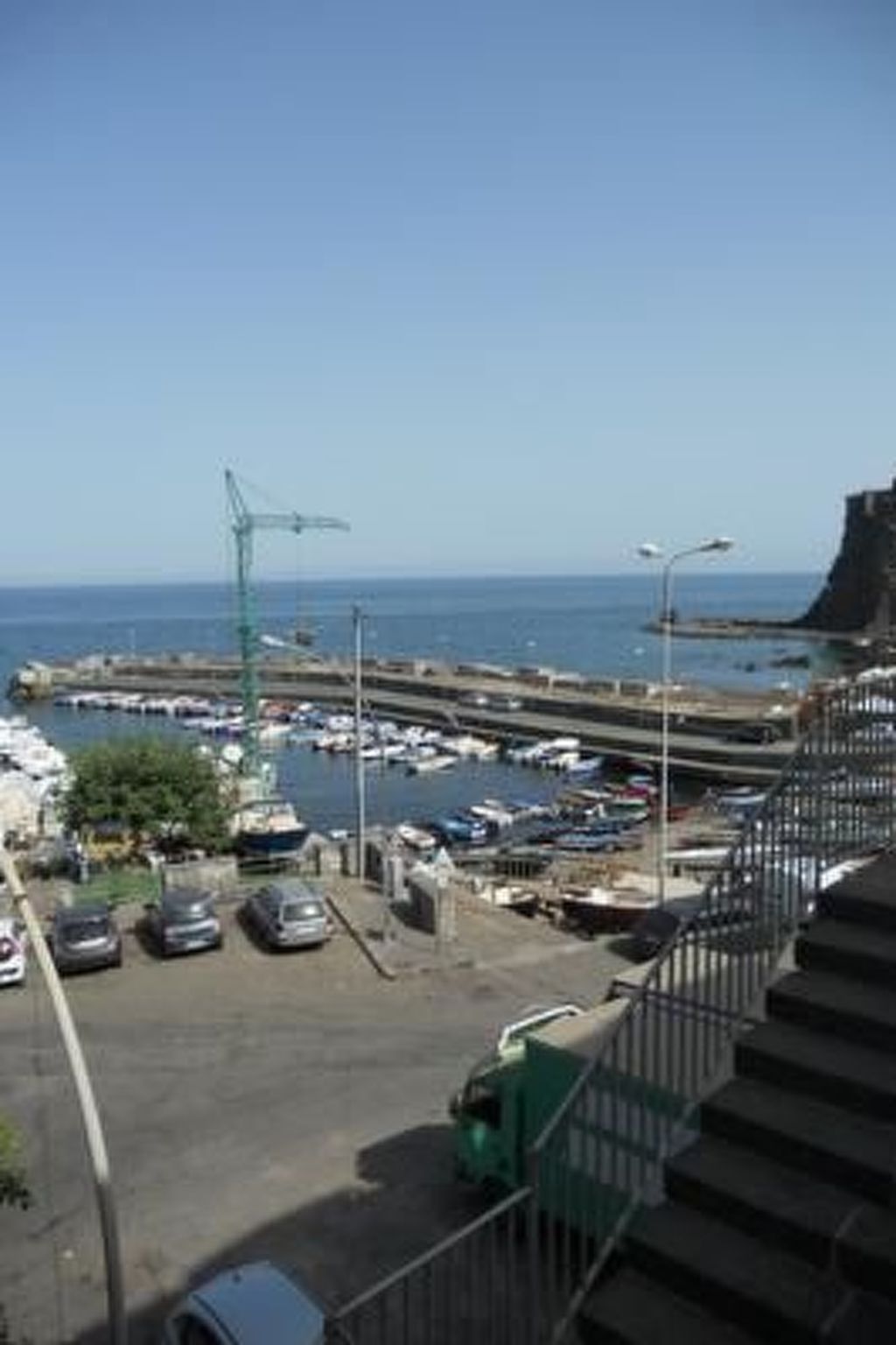 Haus in Sizilien mit Terrasse und Blick auf das Meer und mit Blick auf den Vulk - Outside
