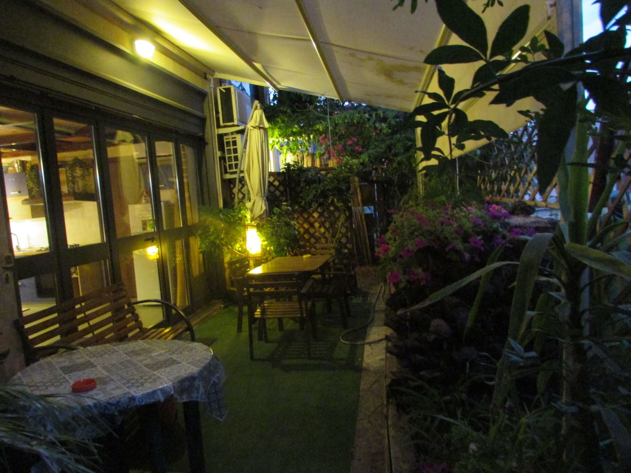 Für 8 Personen-Binnen