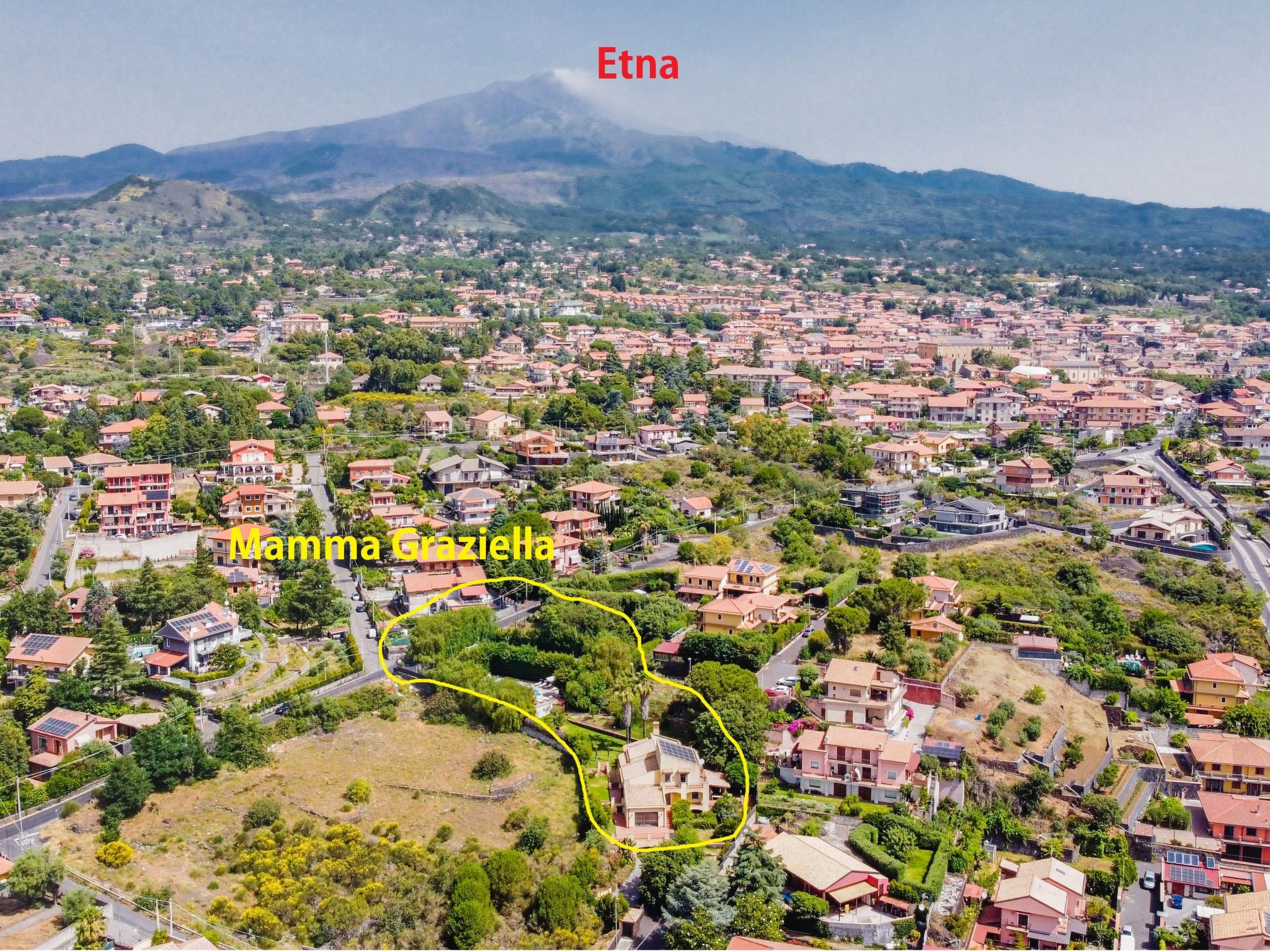 Für 11 Personen in Pedara, Sizilien (Ostküste von Sizilien)-Buiten