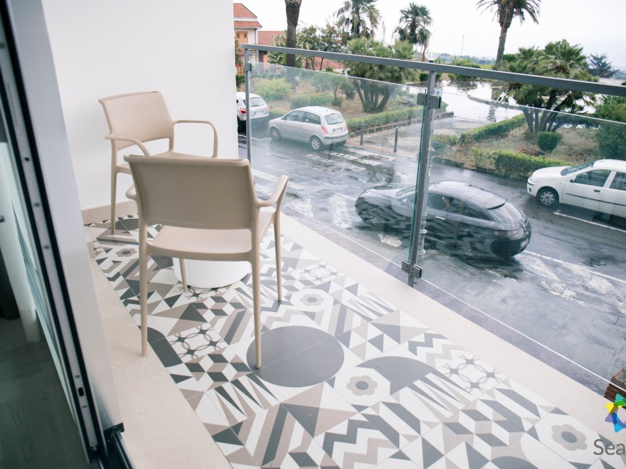 Lavino Zafferana-Inside