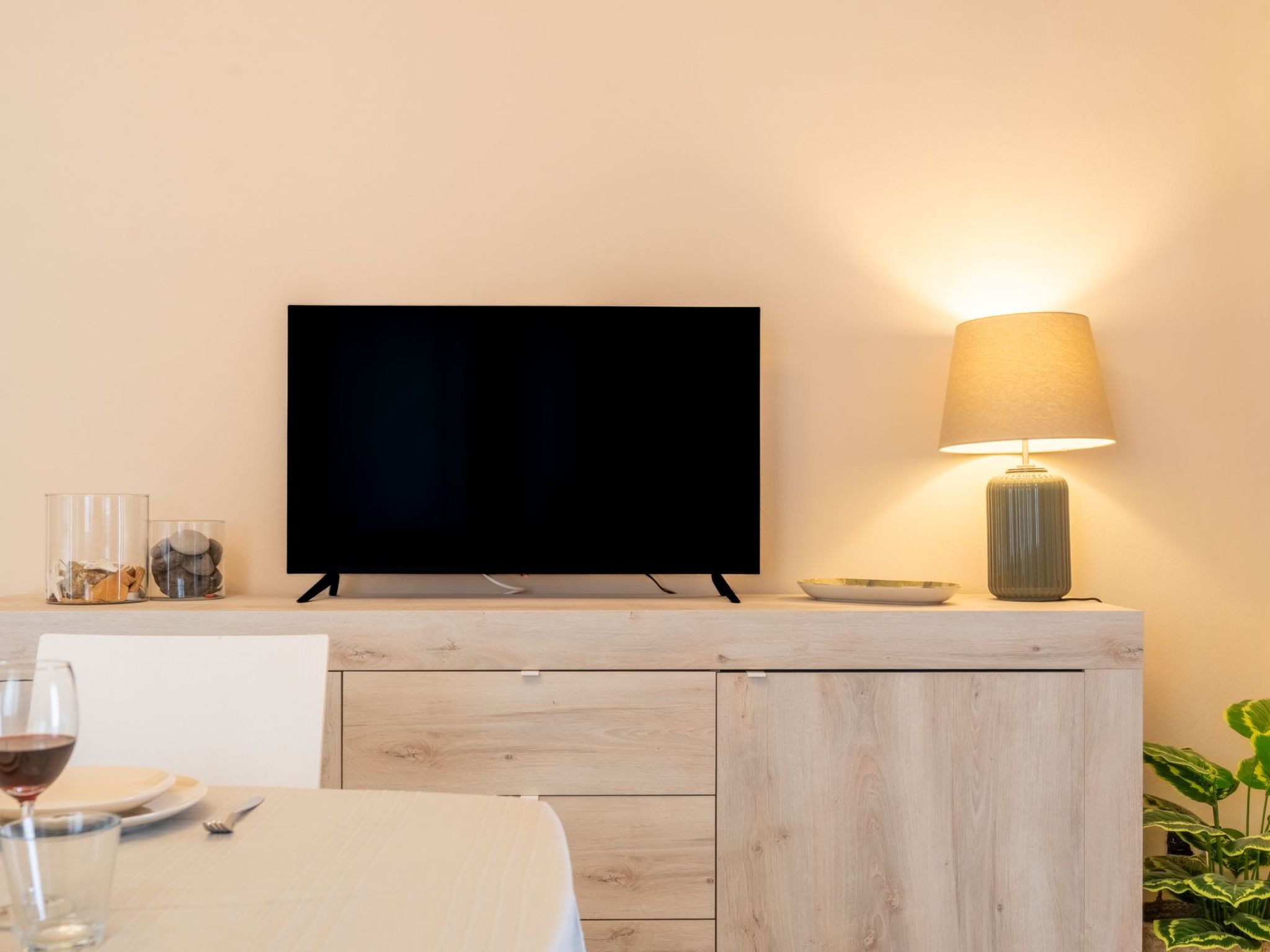 Zafferana's Pool Rückzugsort-Binnen