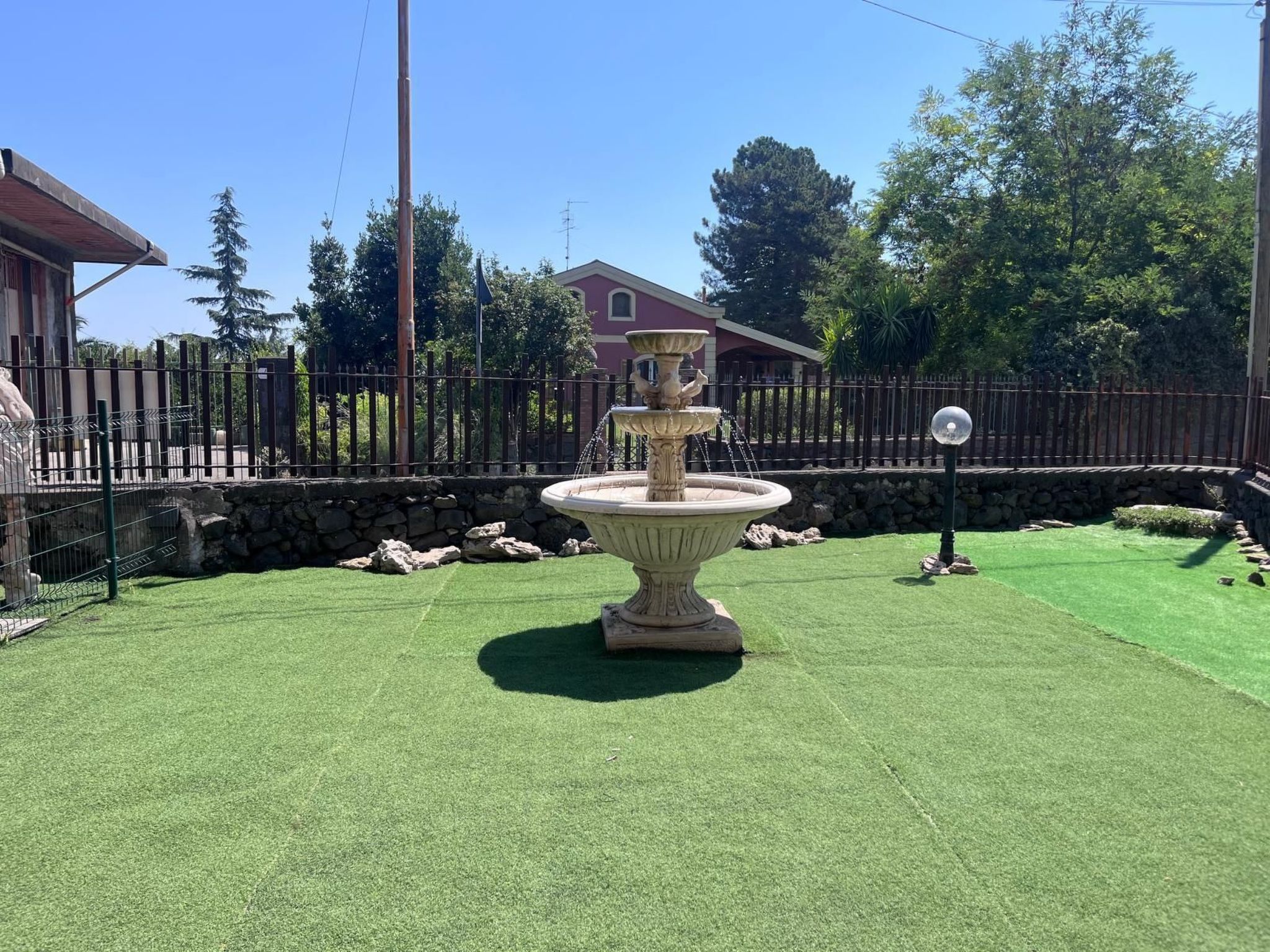 Zafferana's Pool Rückzugsort-Binnen