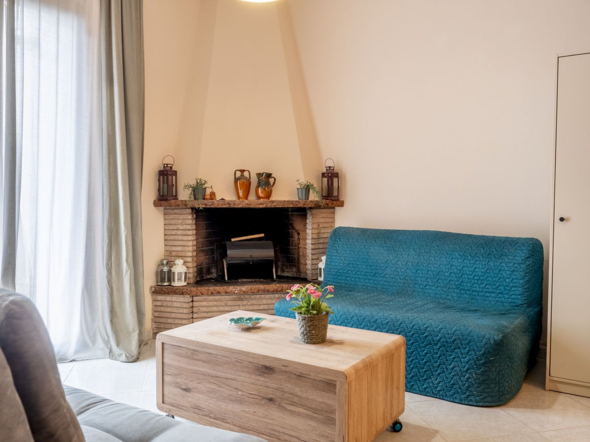 Zafferana's Pool Rückzugsort-Binnen